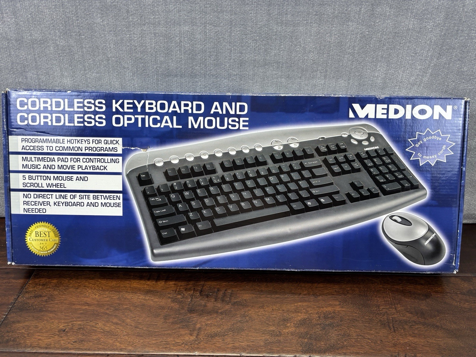 Medion Wireless Keyboard & 5 Button Optical Mouse Open Box Retro MD 4228 Vintage