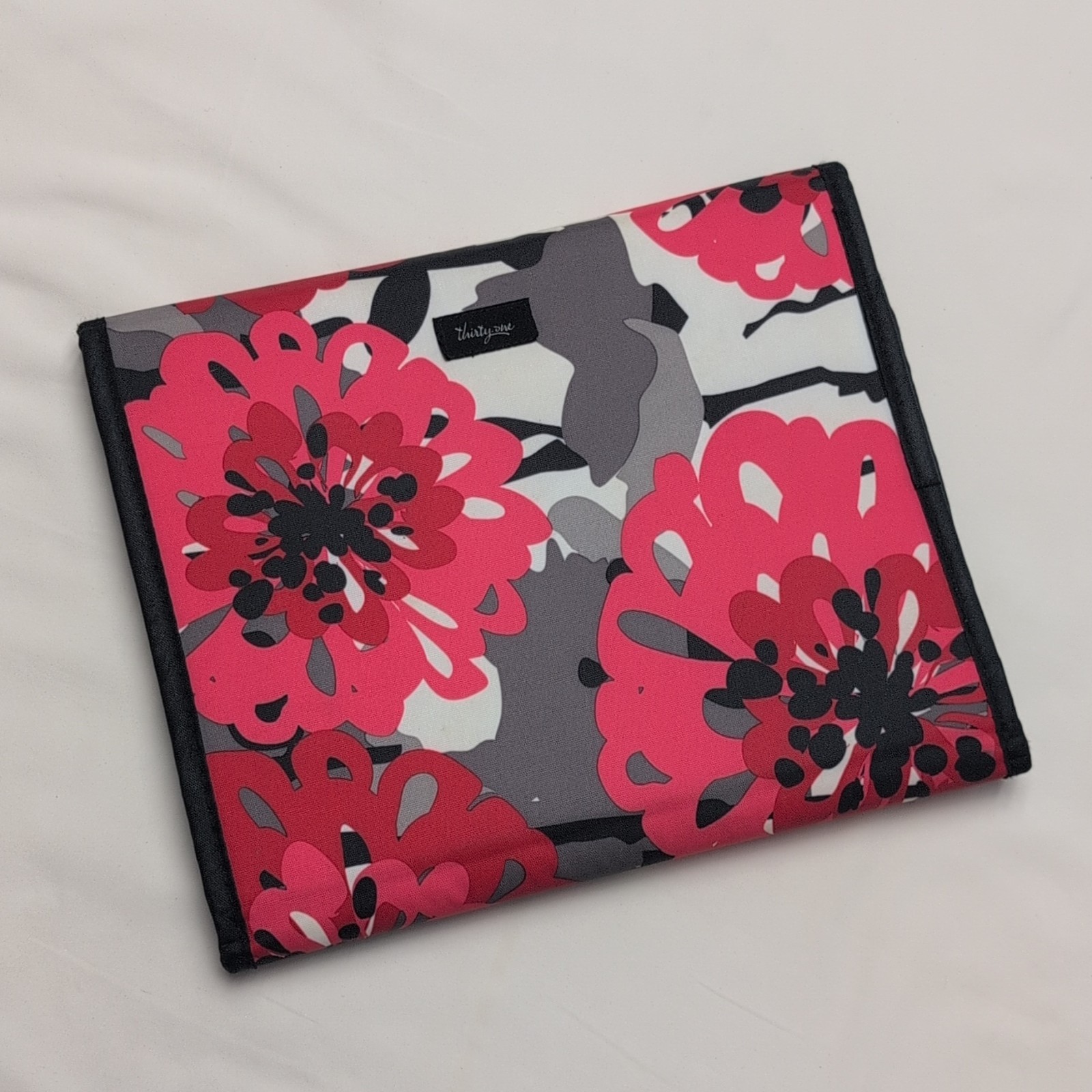 Thirty-One, Fold It Up Organizer- Bold Bloom Red Floral