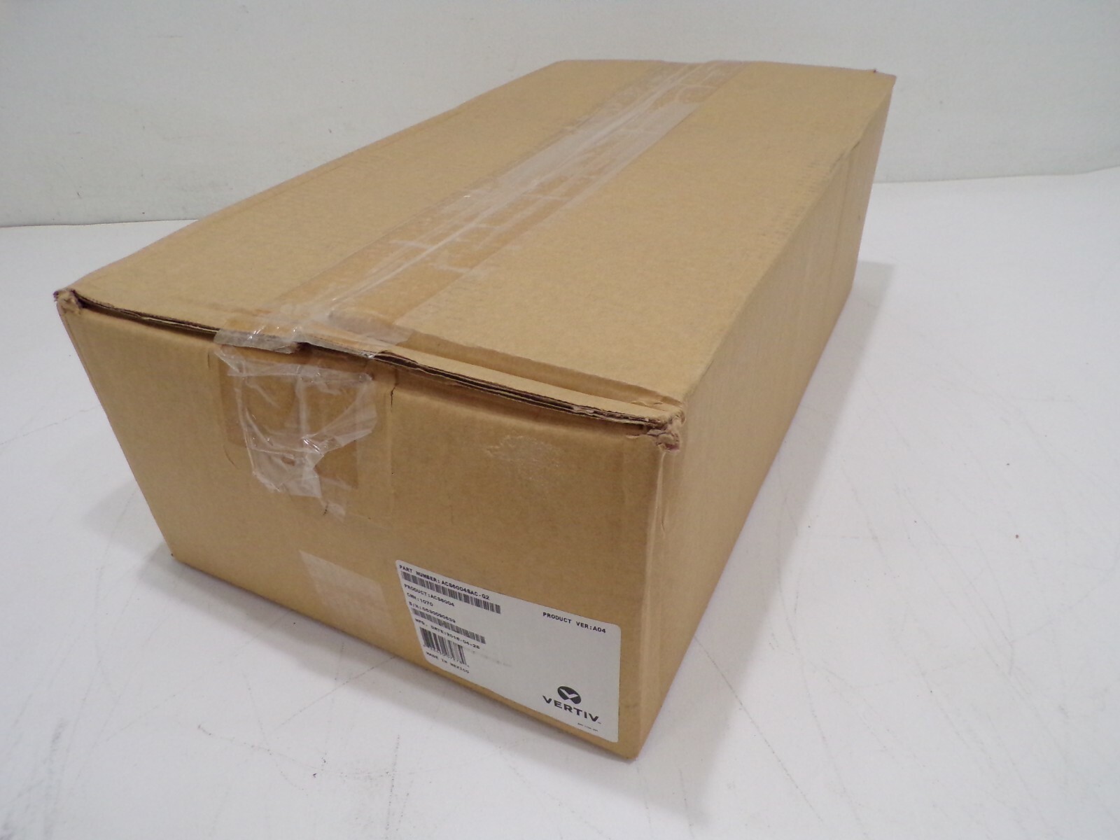 New Avocent ACS6004SAC-G2 ACS 6004 4-Port Console Server Single AC 
