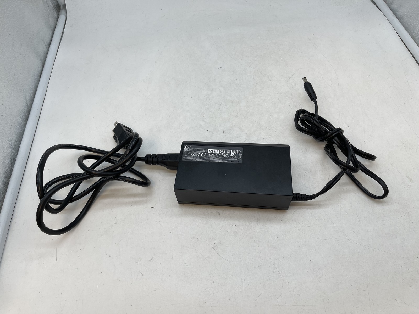 OEM- TP-Link Power Supply T535243-2-DT AC Adapter 53.5V 2.43A 130W - Free S/H