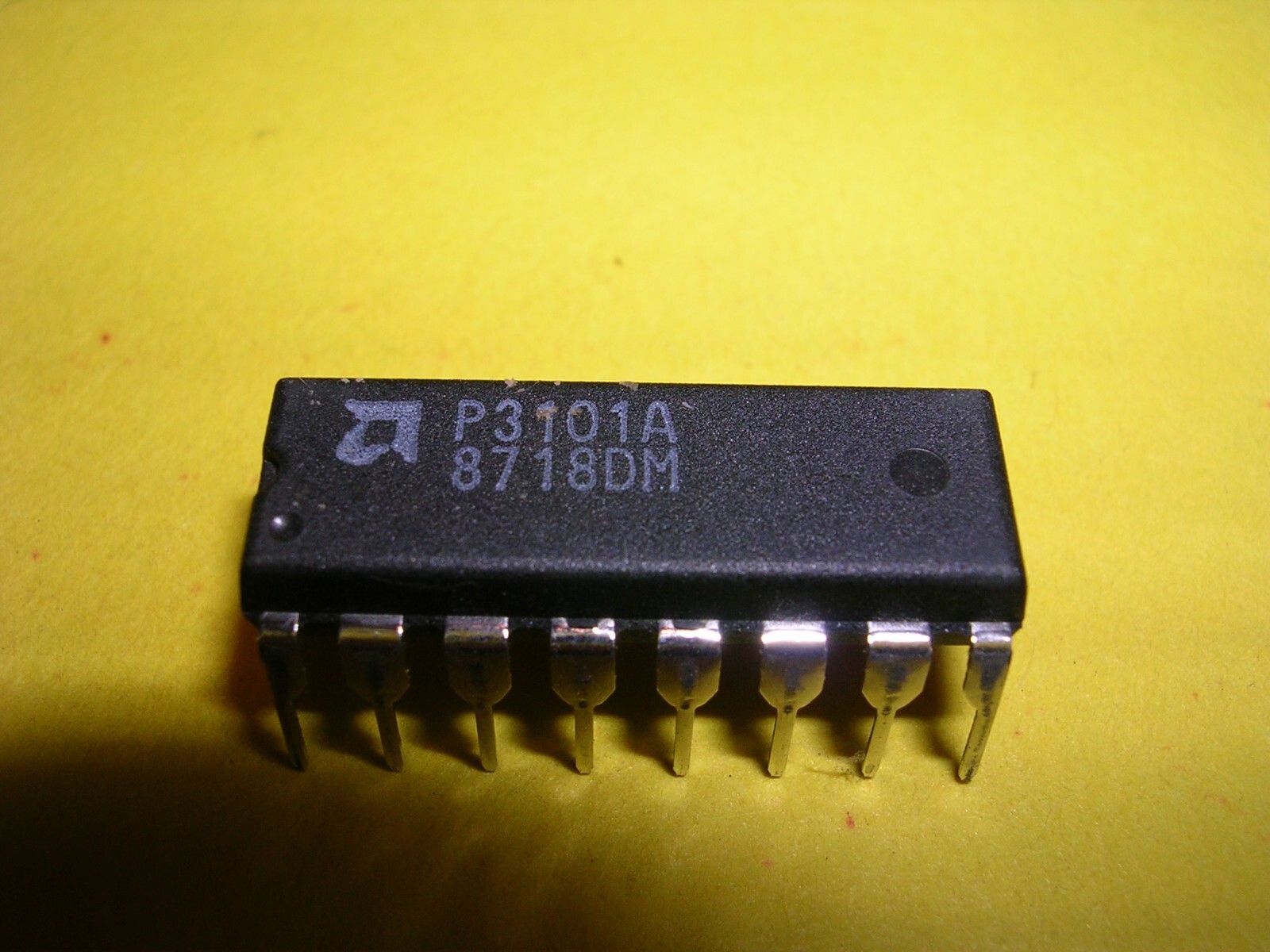 Advanced Micro Devices (AMD) P3101A - Second Source for Intel 3101 / 3101A - NOS