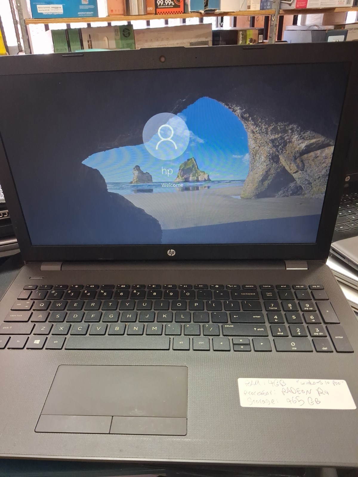 HP 255 G5 - 15.6" HD, 1.8GHz AMD E2-7110, 4GB RAM, 500GB HDD, Windows 10
