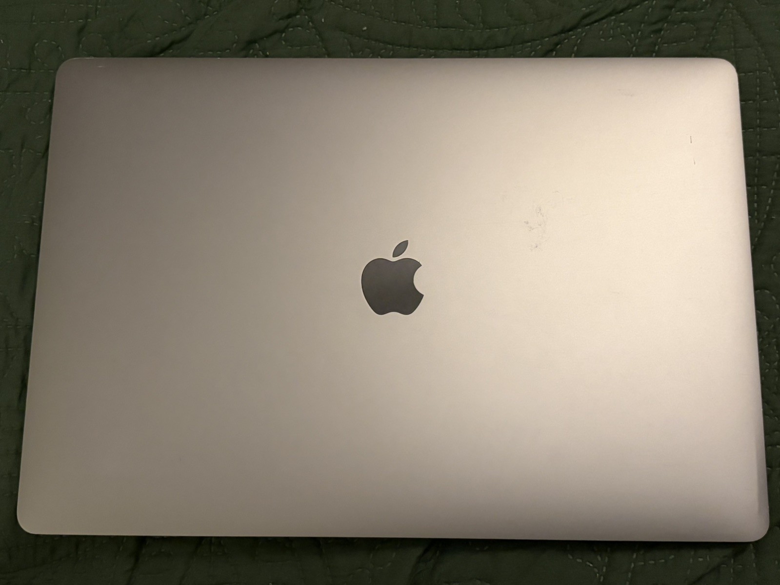2019 MacBook Pro 16-inch Magic Keyboard
