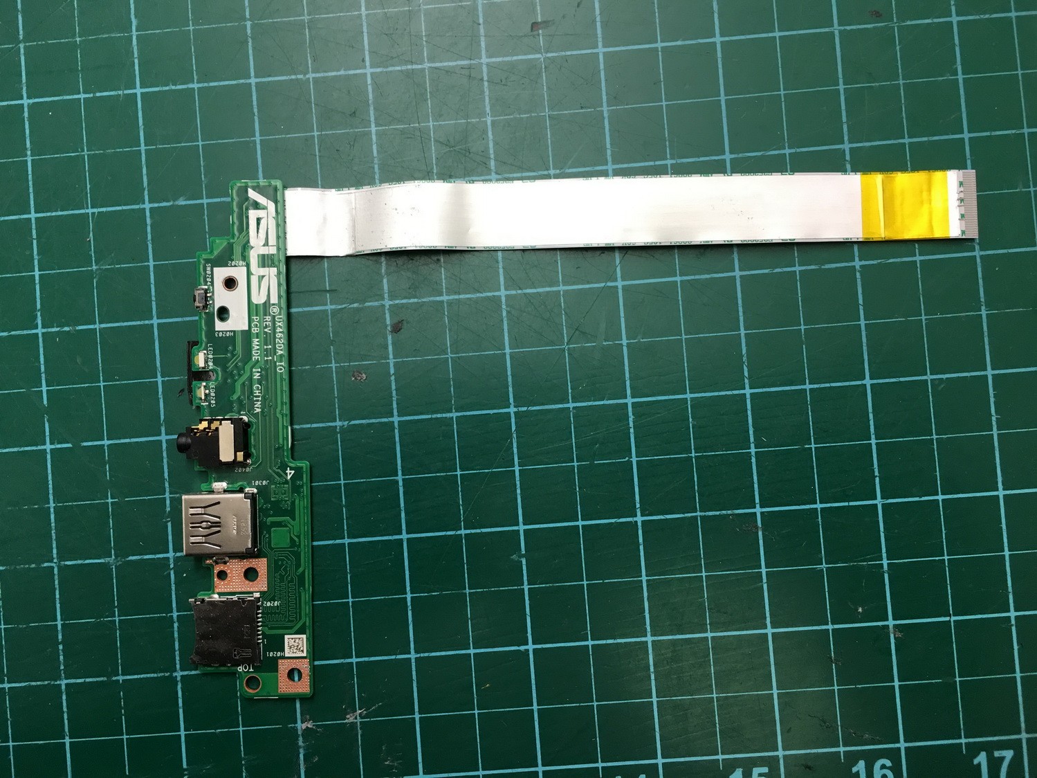 Genuine Asus UM462DA Q406DA IO USB Audio Board W/ Cable UX462DA_IO