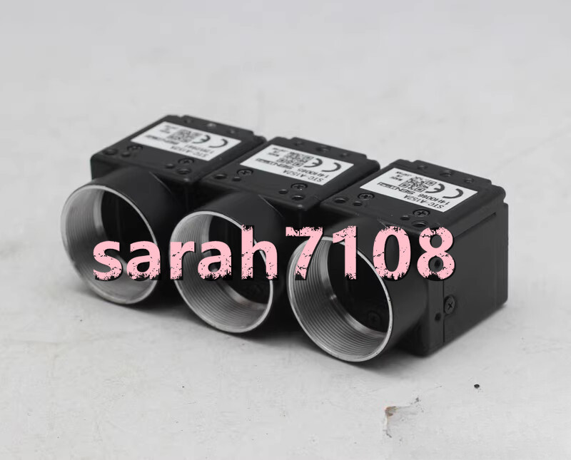 1PC USED SENTECH STC-A152A black and white CCD industrial camera FedEx or DHL 