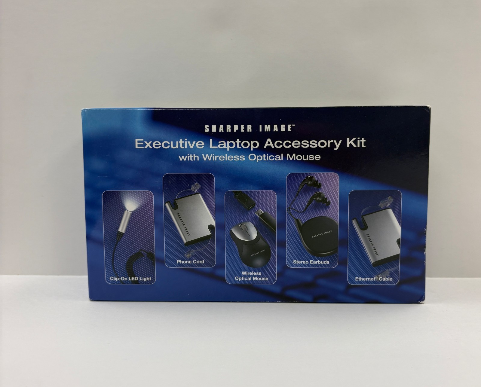 New Sharper Image Executive Laptop Kit LED Light Earbuds Ethernet Cord & Mouse