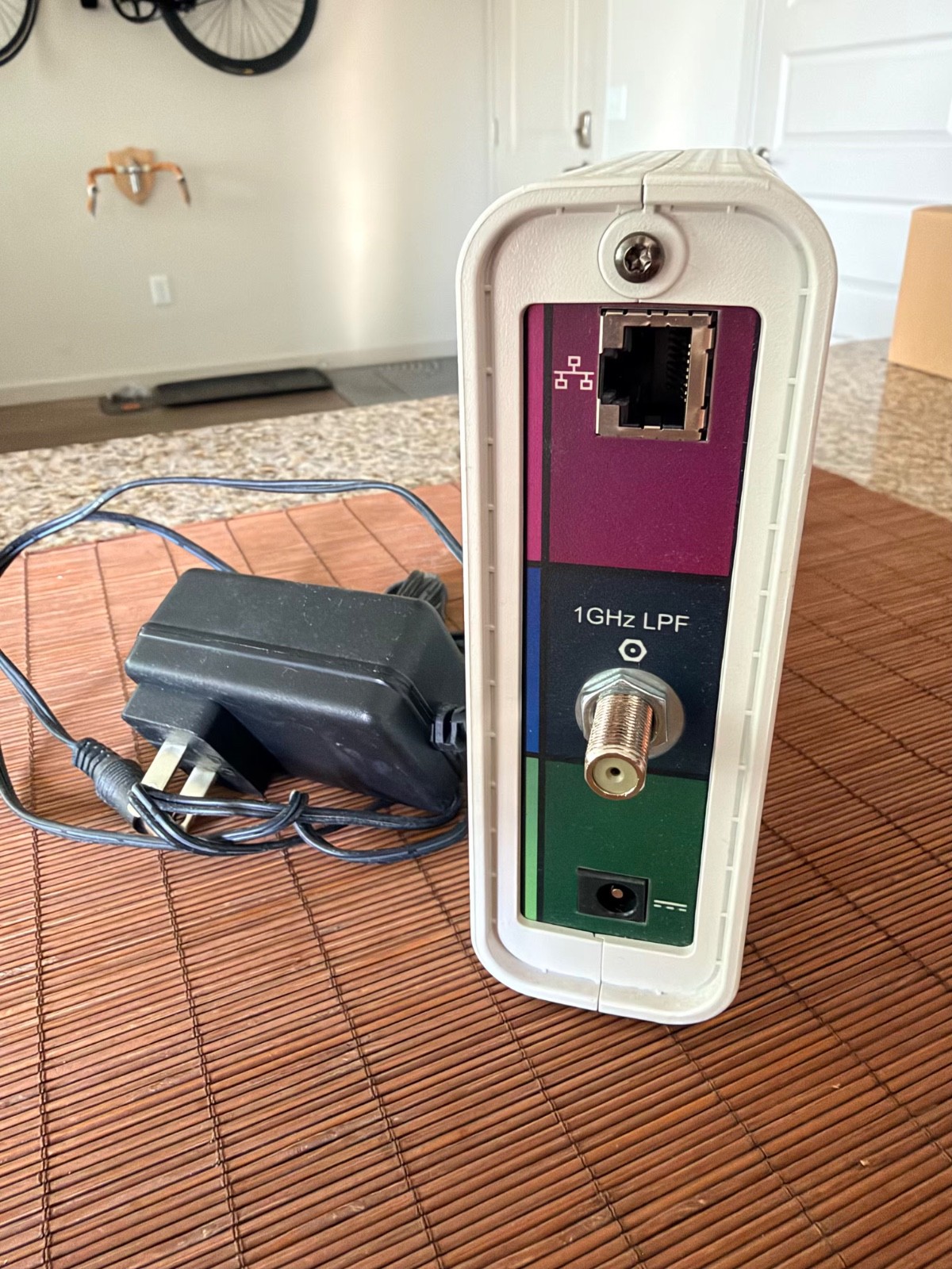 Motorola SURFboard SB6141 Cable Modem & Power Supply SKU 2431 Works Perfectly 