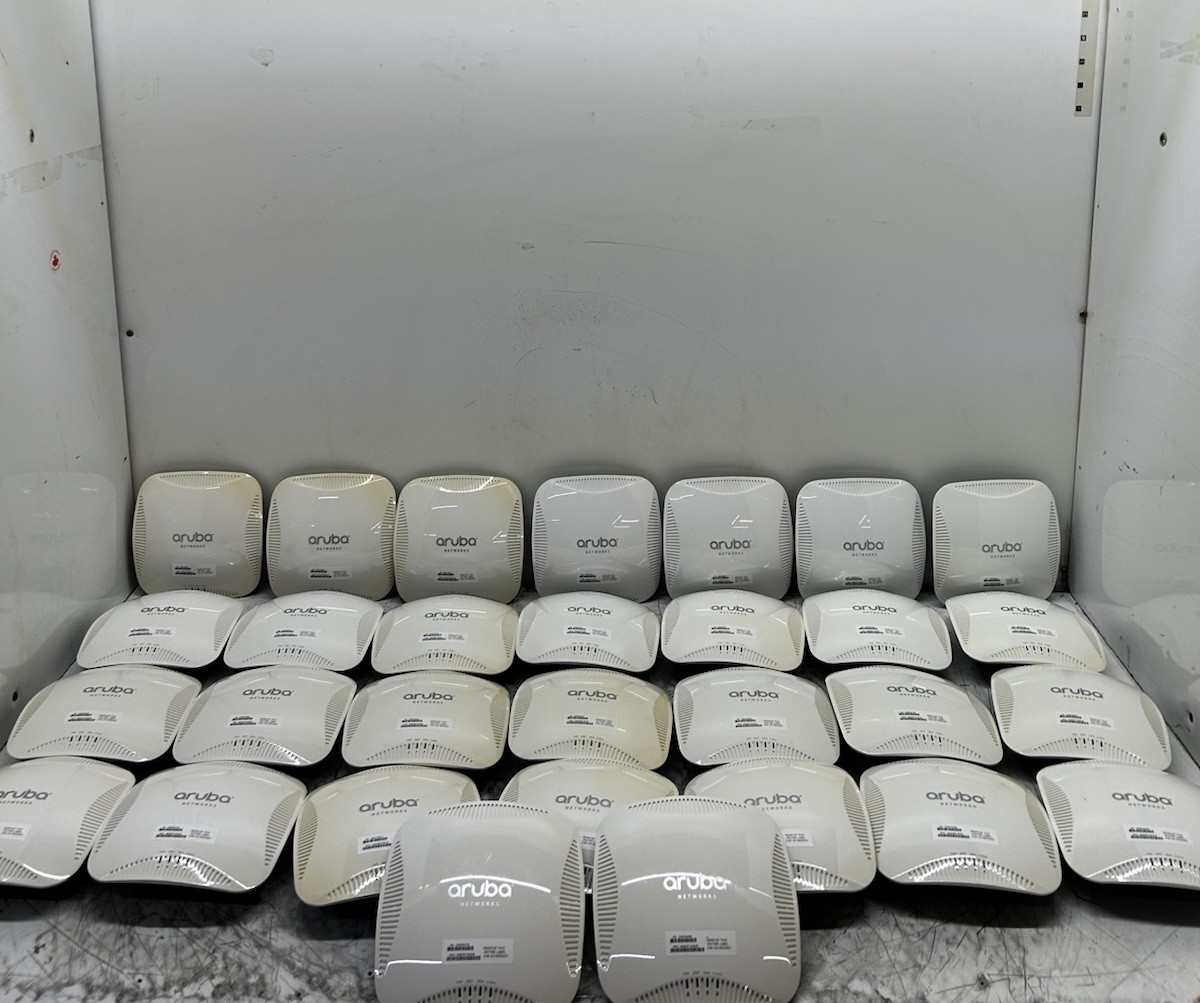 LOT OF 33 - Aruba APIN0205 AP-205 Dual Radio 2X2:2 Wireless Access Point