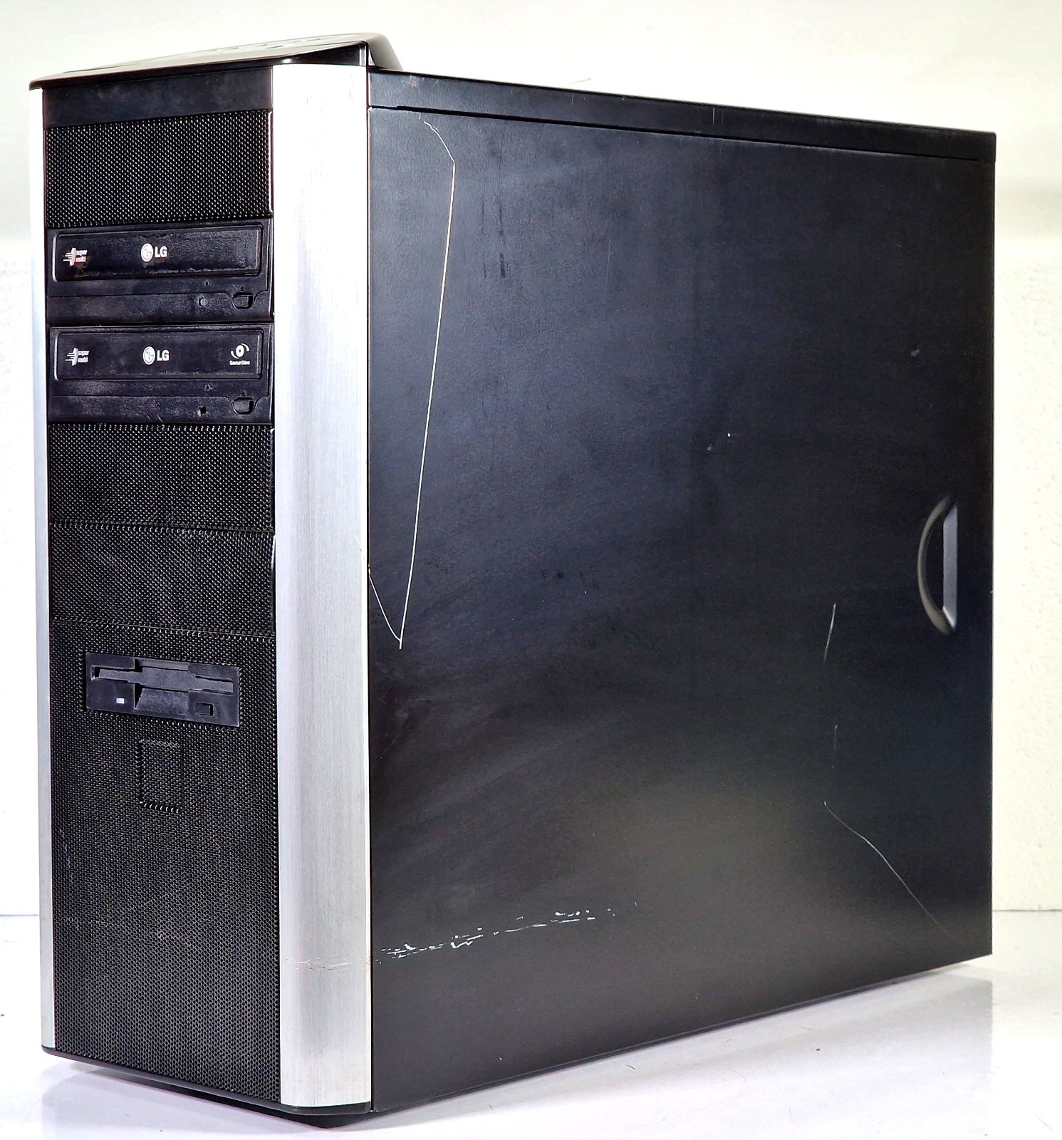 PC i7 2.8GHz 8GB 500GB MSI P55A-G55 GeForce 9800GT Win7 DVD PS/2 HDMI VGA DVI
