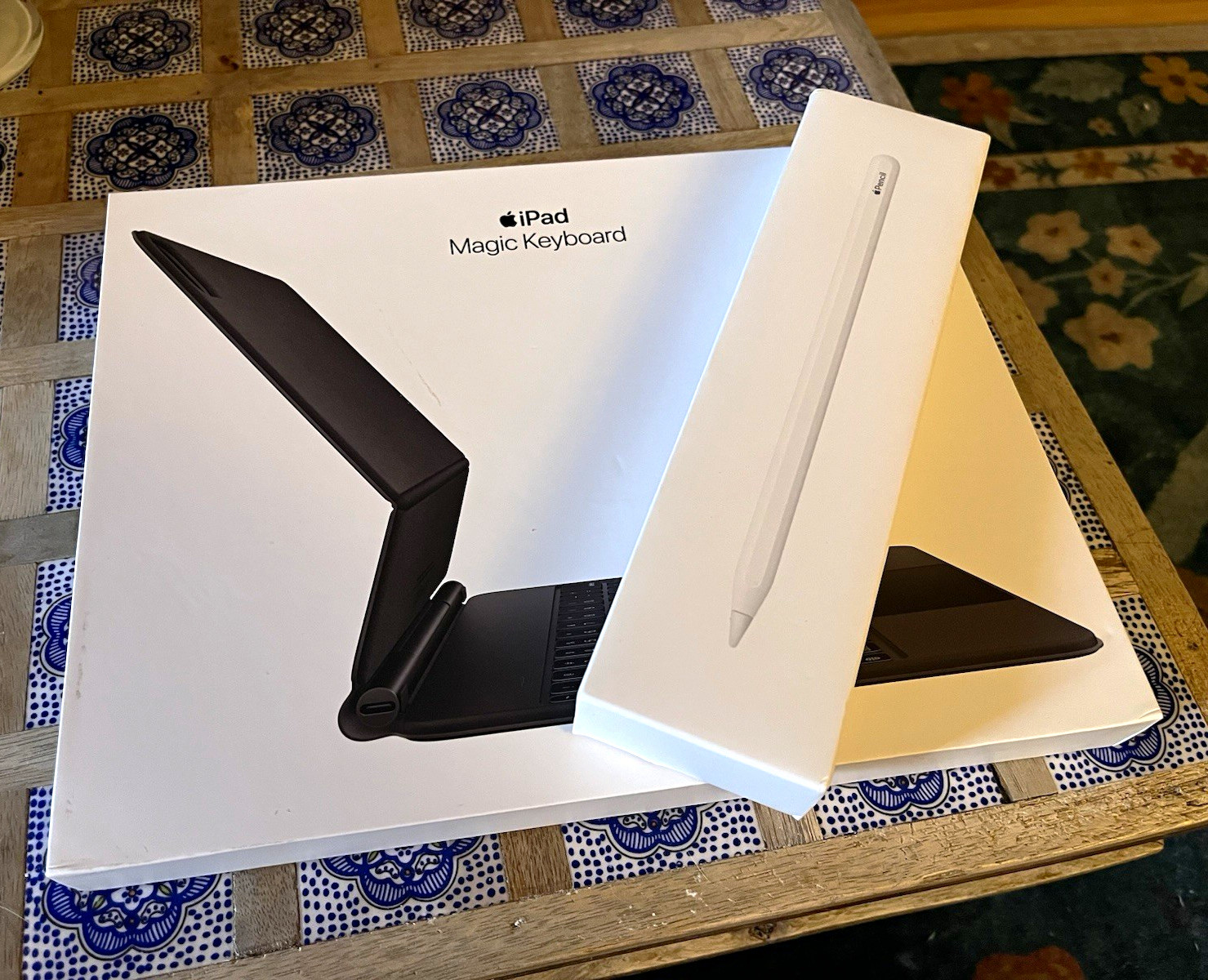 Apple Magic Keyboard + Apple Pencil 2nd Gen for iPad Pro 11” — Open Box/Unused