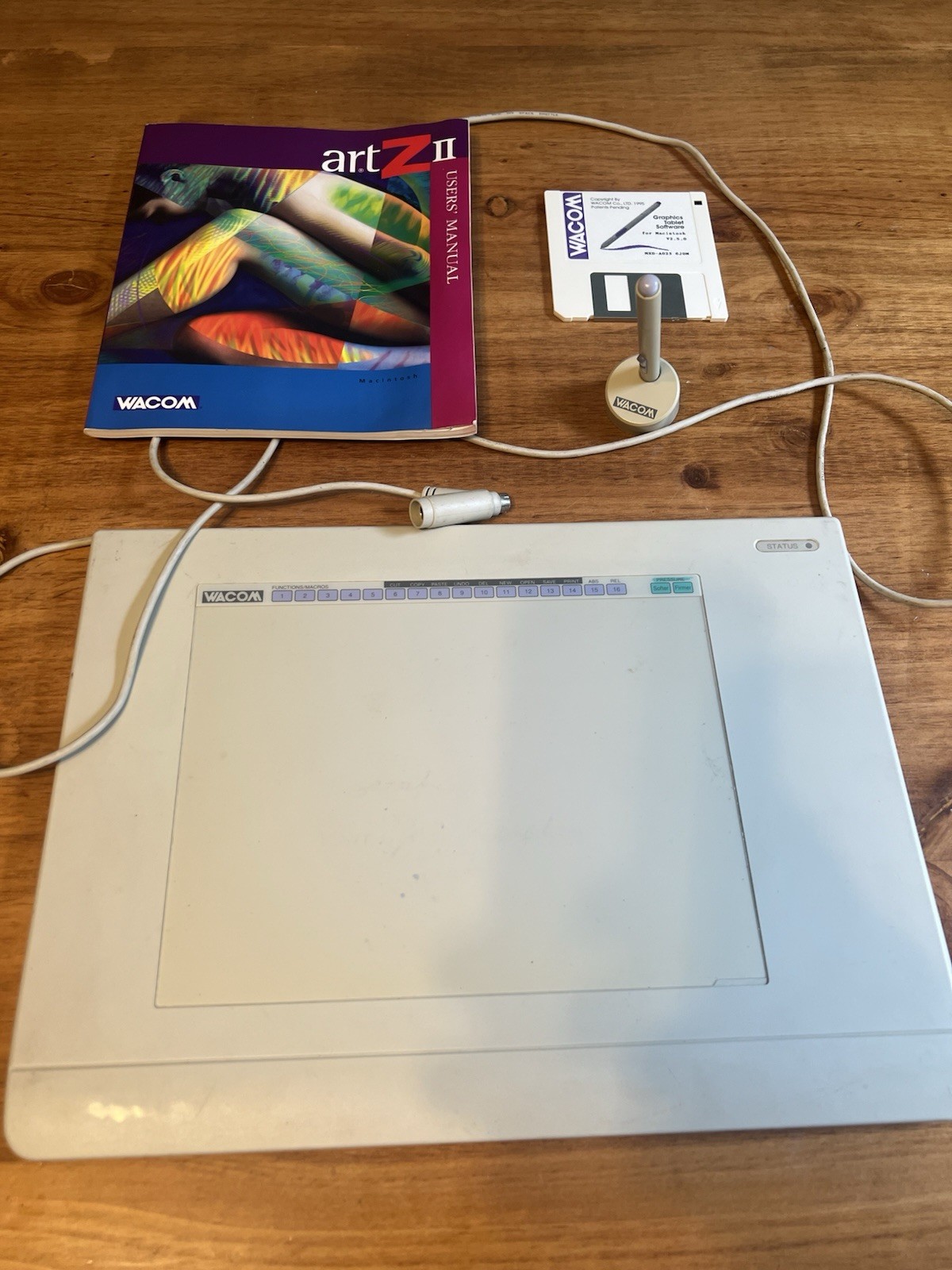 Wacom ArtZ II UD-0608-A 6x8 ADB Graphics Tablet Mac + Pen Manual Disk TESTED