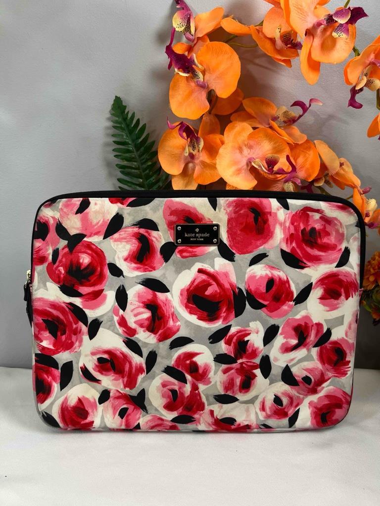 KATE SPADE Rose Bed Padded Zip Around Laptop Case