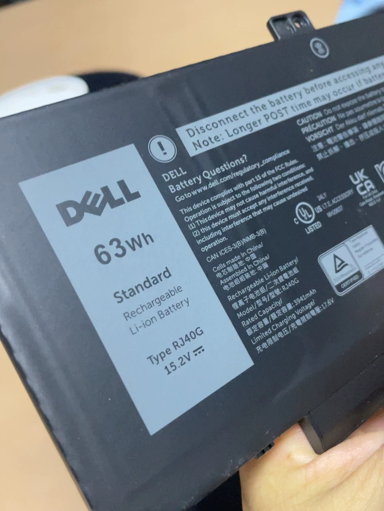 New Geniune Dell Latitude 5420 5520 3560 4 Cell Laptop Battery RJ40G M033W