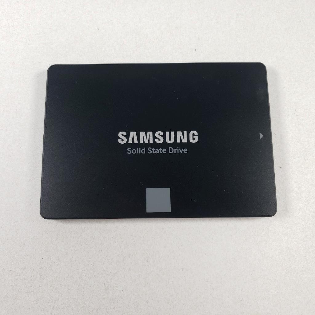 Samsung 850 EVO 500GB 2.5" Solid State Drive SSD MZ-75E500 MZ7LN500