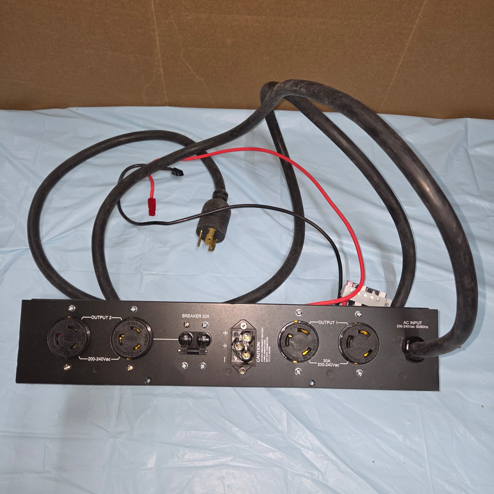 Tripp Lite SU5000RT4UHV PDU Rear Power Distribution Panel Tested Working
