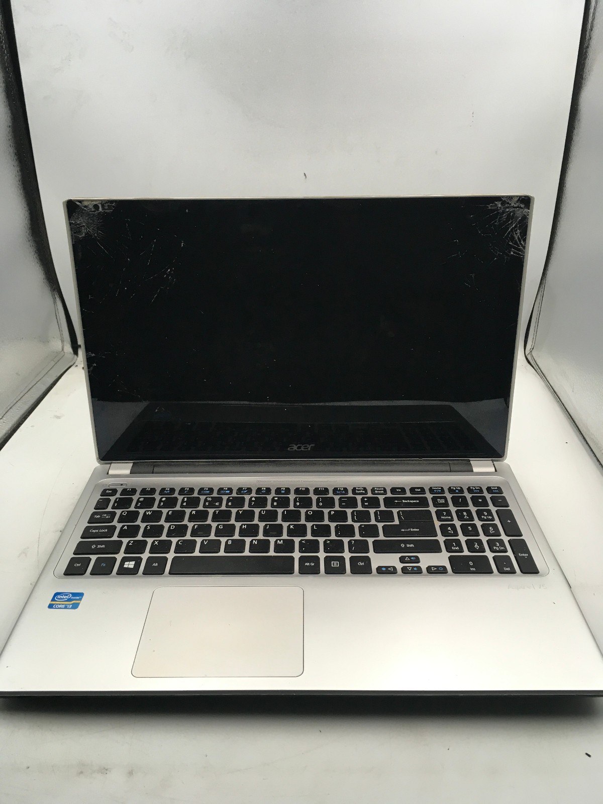 ACER ASPRE V5 571 - FOR PARTS/BAD LCD - INTEL i3-2377M - 2GB RAM - READ DESC -BB