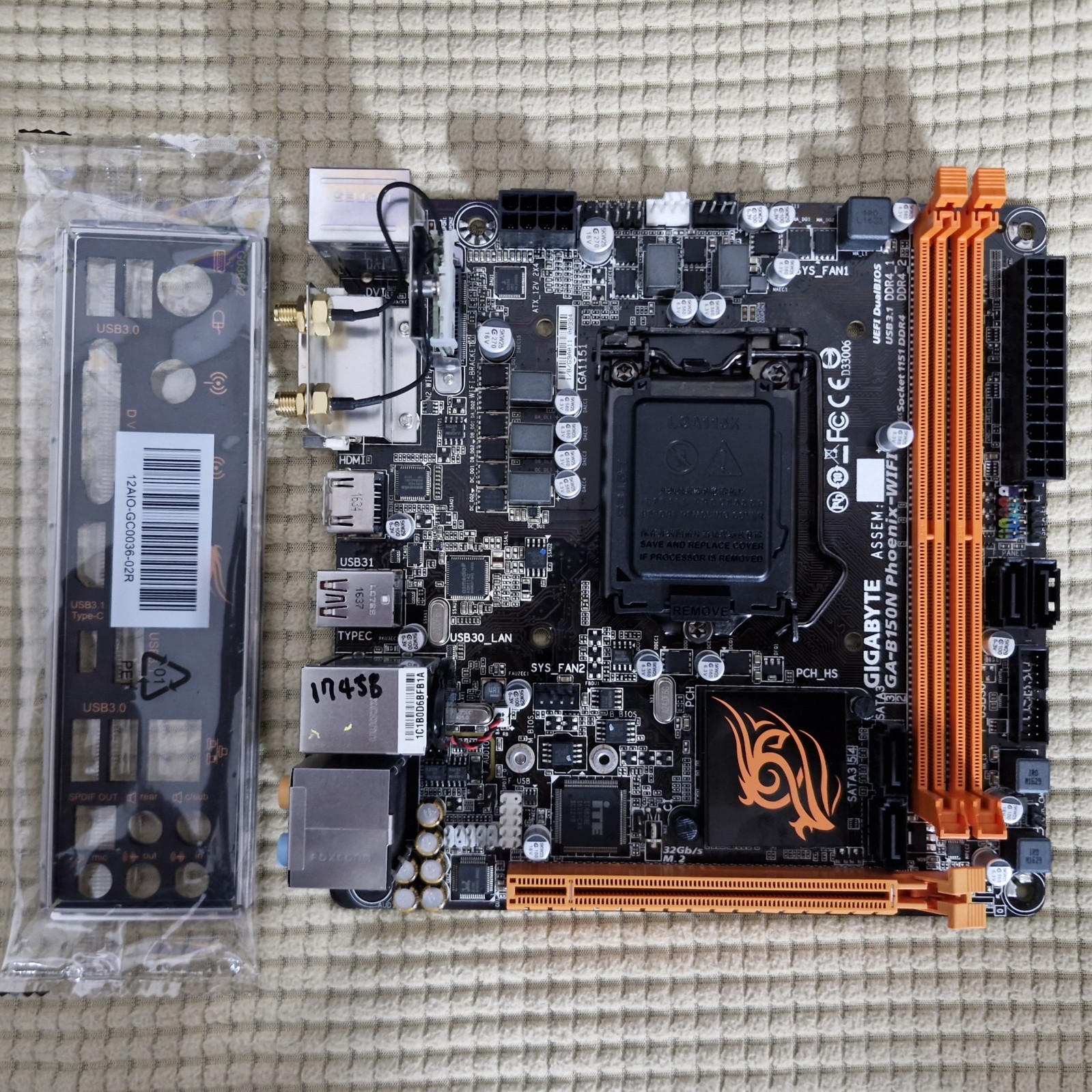 Gigabyte GA-B150N-PHOENIX WIFI : B150 DDR4 WIFI Mini-ITX.  Verified Working