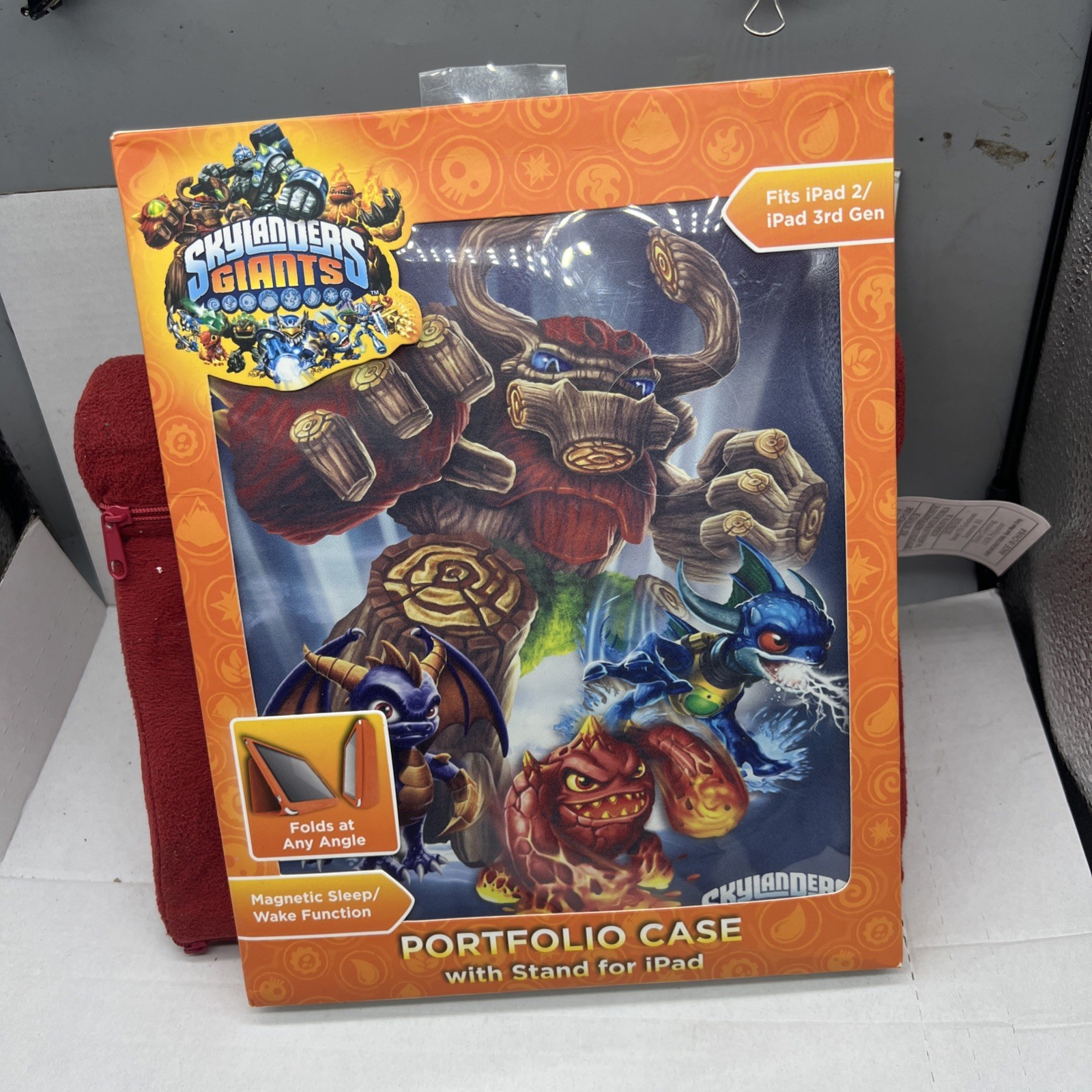 Skylanders Giants 10" iPad 2 & 3rd Gen Portfolio Case Cover  W/ Stand NEW 