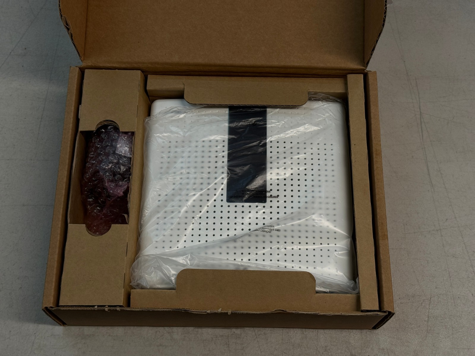 Cisco ME4601-ONT-SFU = ME4600 Indoor Optical Network Terminal (FACTORY SEALED)