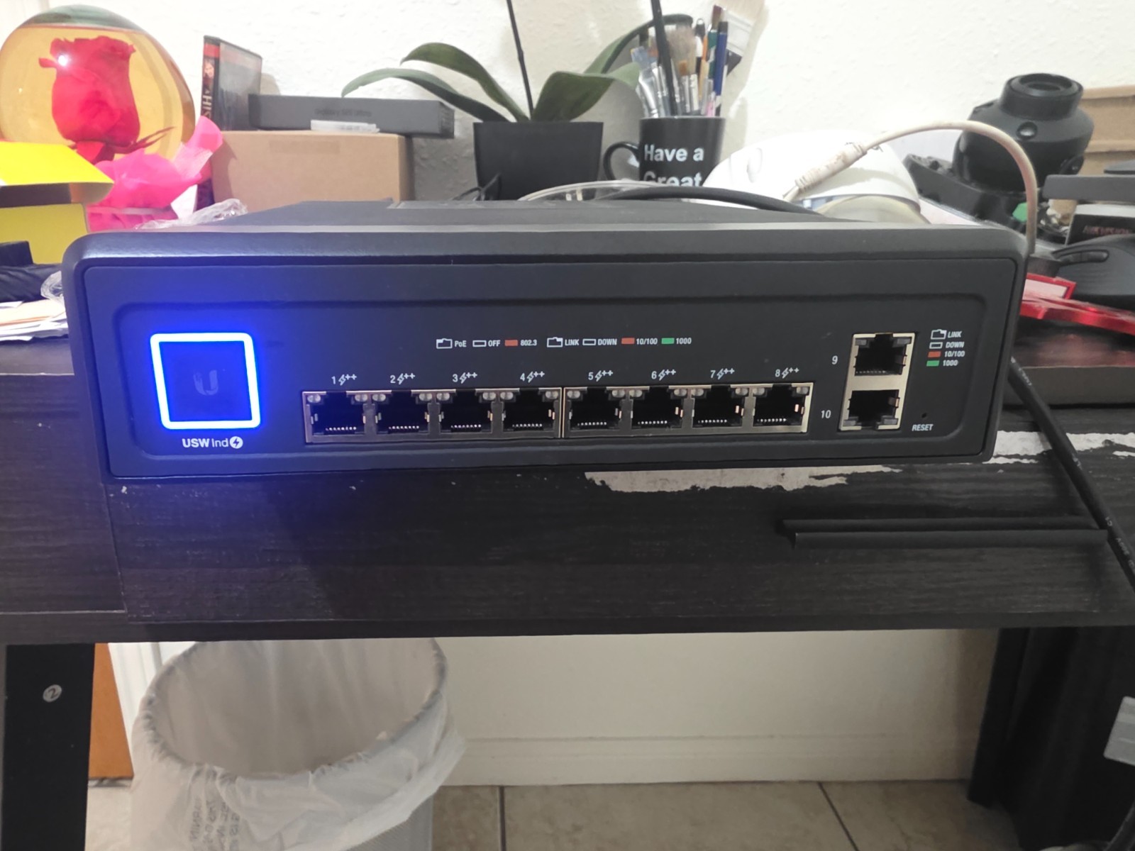Ubiquiti Networks UniFi USW 10 Ports Industrial Switch 450 watts lightly used
