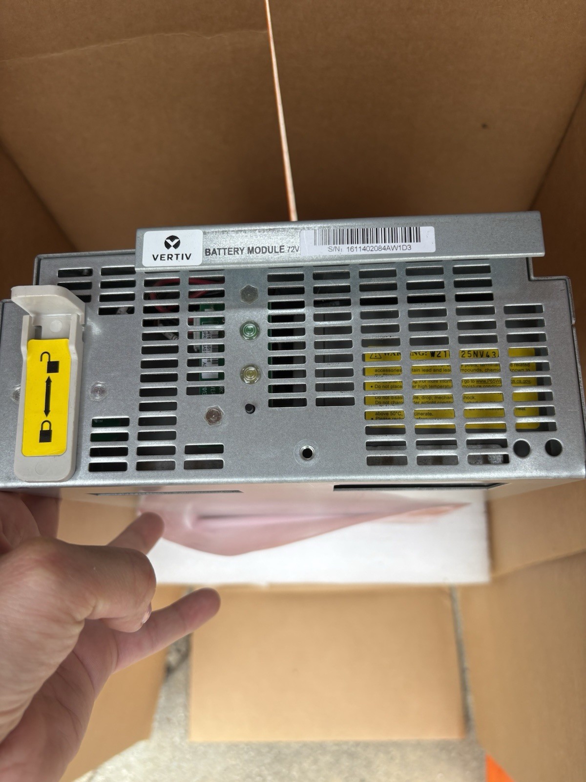 Vertiv Liebert APS Battery Module for UPS12460 F2 FR, APSBATMODCUR Reconditioned