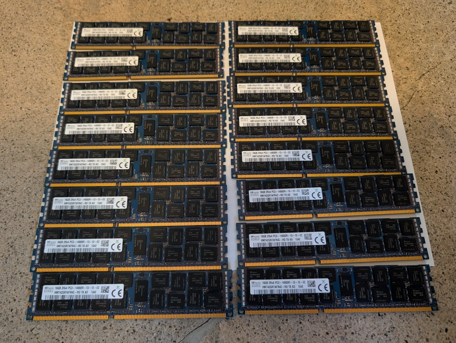 16x HMT42GR7AFR4C-RD Hynix 16GB (256GB total)  PC3-14900R DDR3-1866 2RX4 ECC