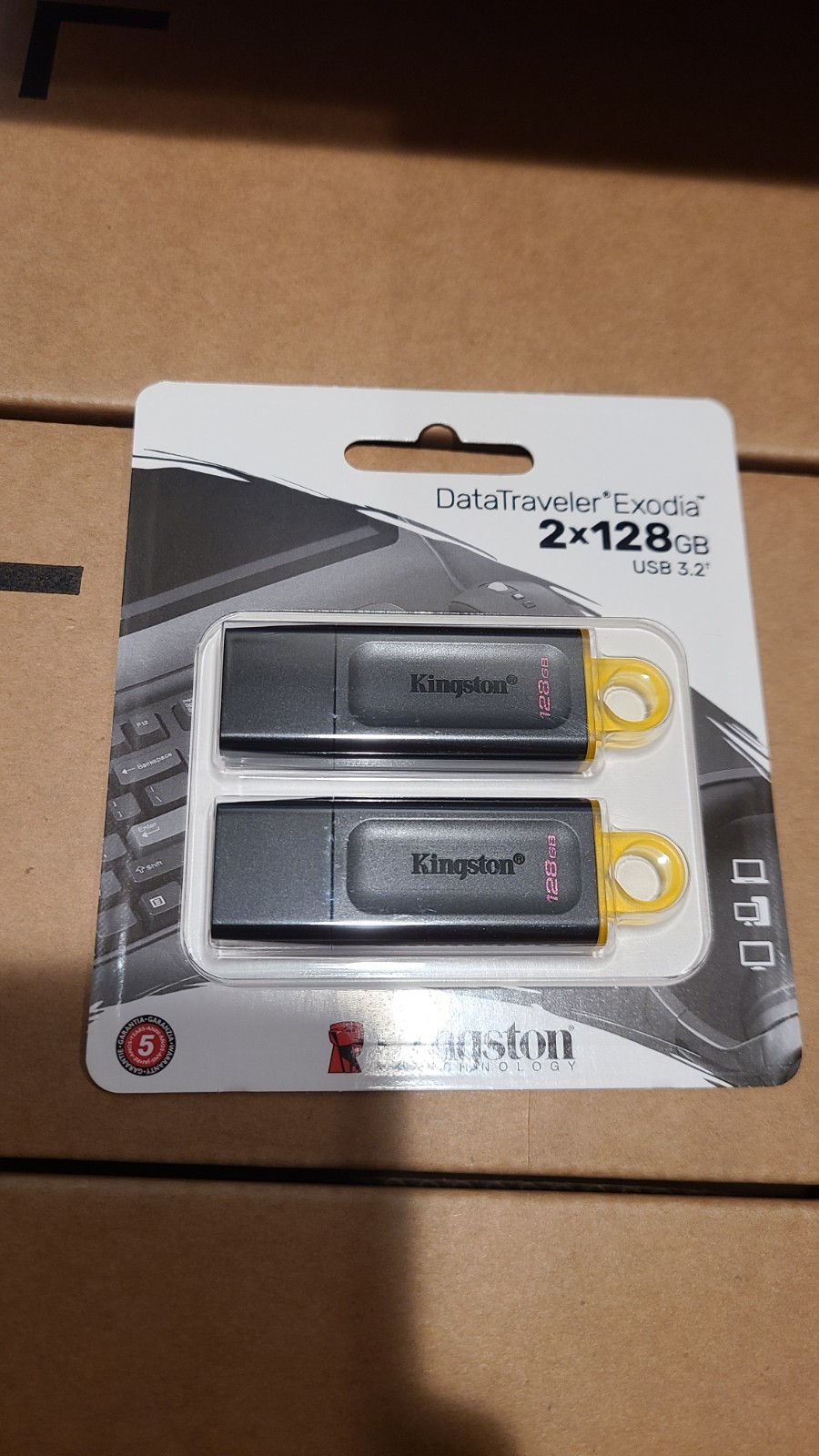 2-pack Kingston DataTraveler Exodia 2x128GB USB 3.2 gen 1 Thumb Drive