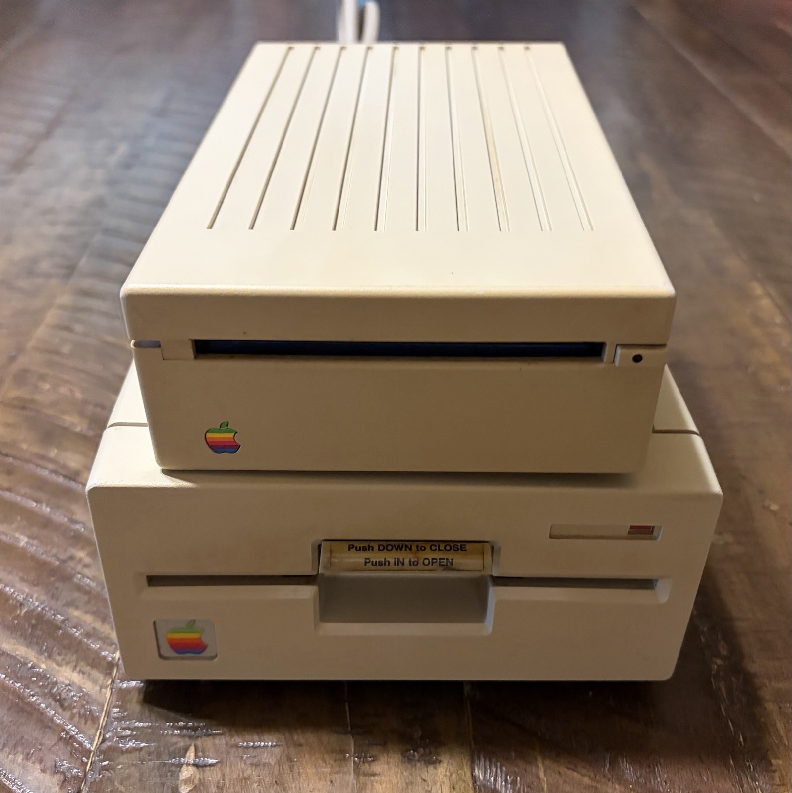 Vintage Apple IIgs 3.5” & 5.25” Floppy Disk Drives A9M0106 A9M0107 Untested