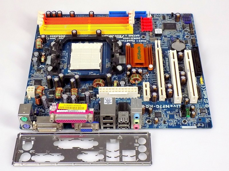ASRock ALiveNF7G-HD720p 5.0 Micro-ATX Retro Motherboard, Socket AM2+, DDR2, PCI-E