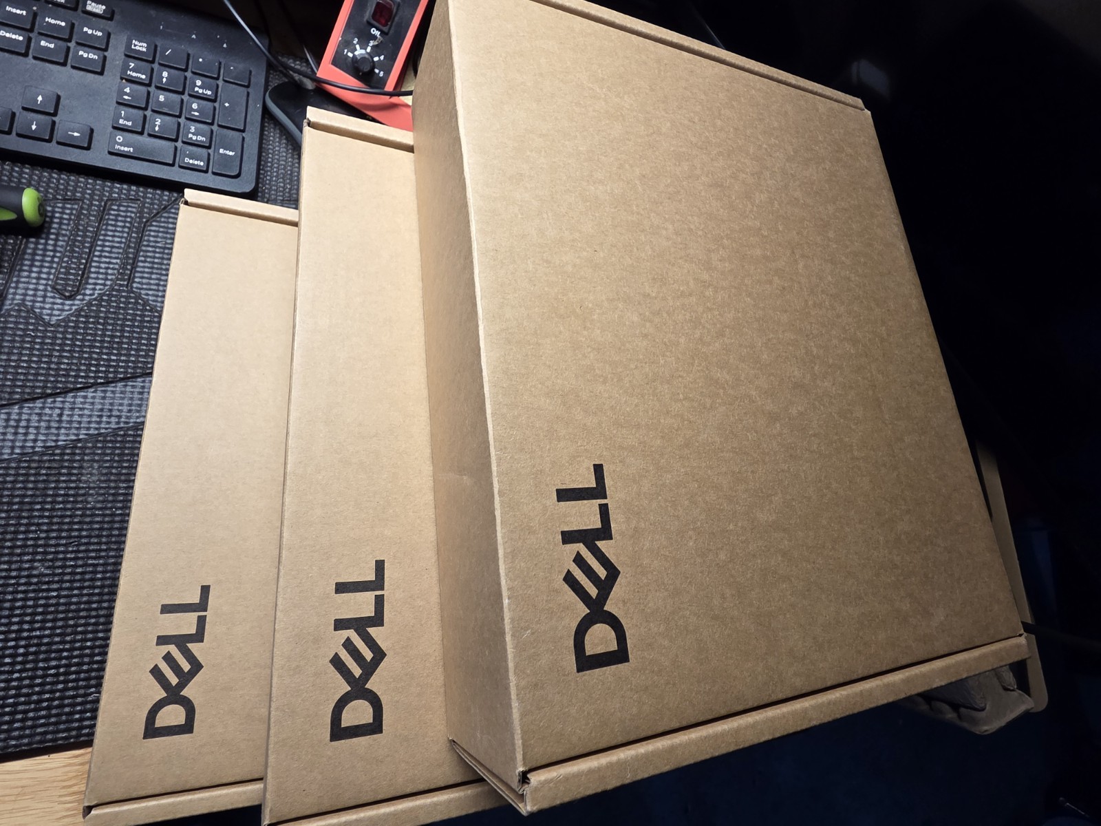 Brand new  Dell Pro Smart Dock- SD25 3 New Units Orginal Dell Sealed.