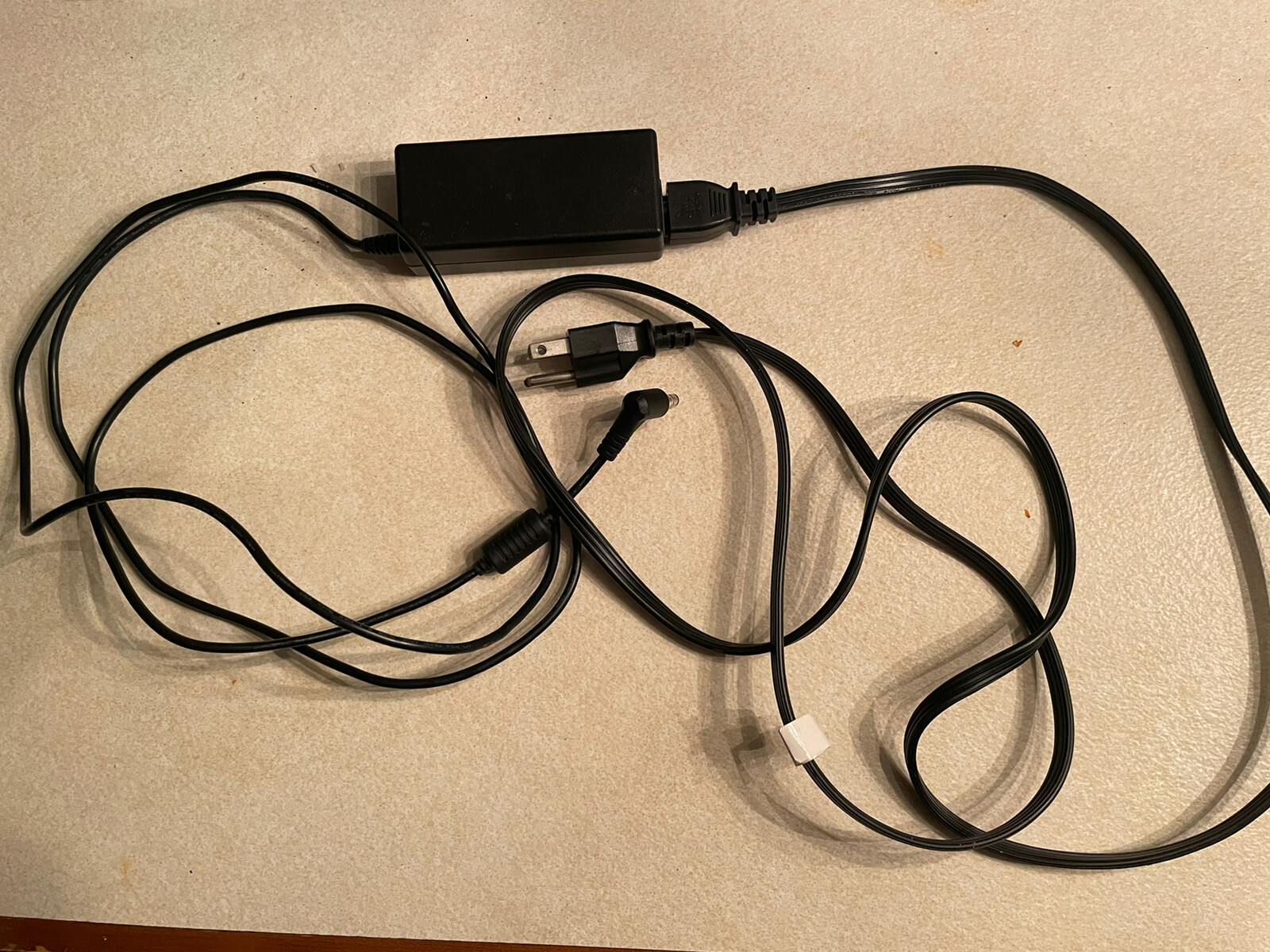 Original LI Shin Gateway AC Adapter Model 0335A1965 100-240V 1.7A 19V 3.42A
