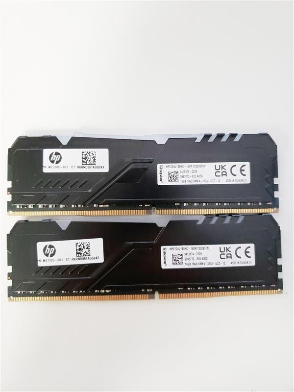 HP Kingston RGB 32GB (2x16GB) DDR4 RAM 3733MHz (HP37D4U1S8HC-16XR)
