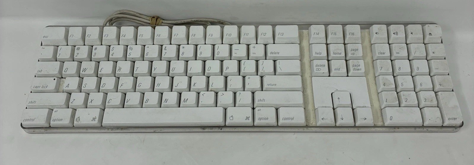 Genuine Vintage Apple Mac A1048 Wired Keyboard  w/2 USB Ports-Tested and Working