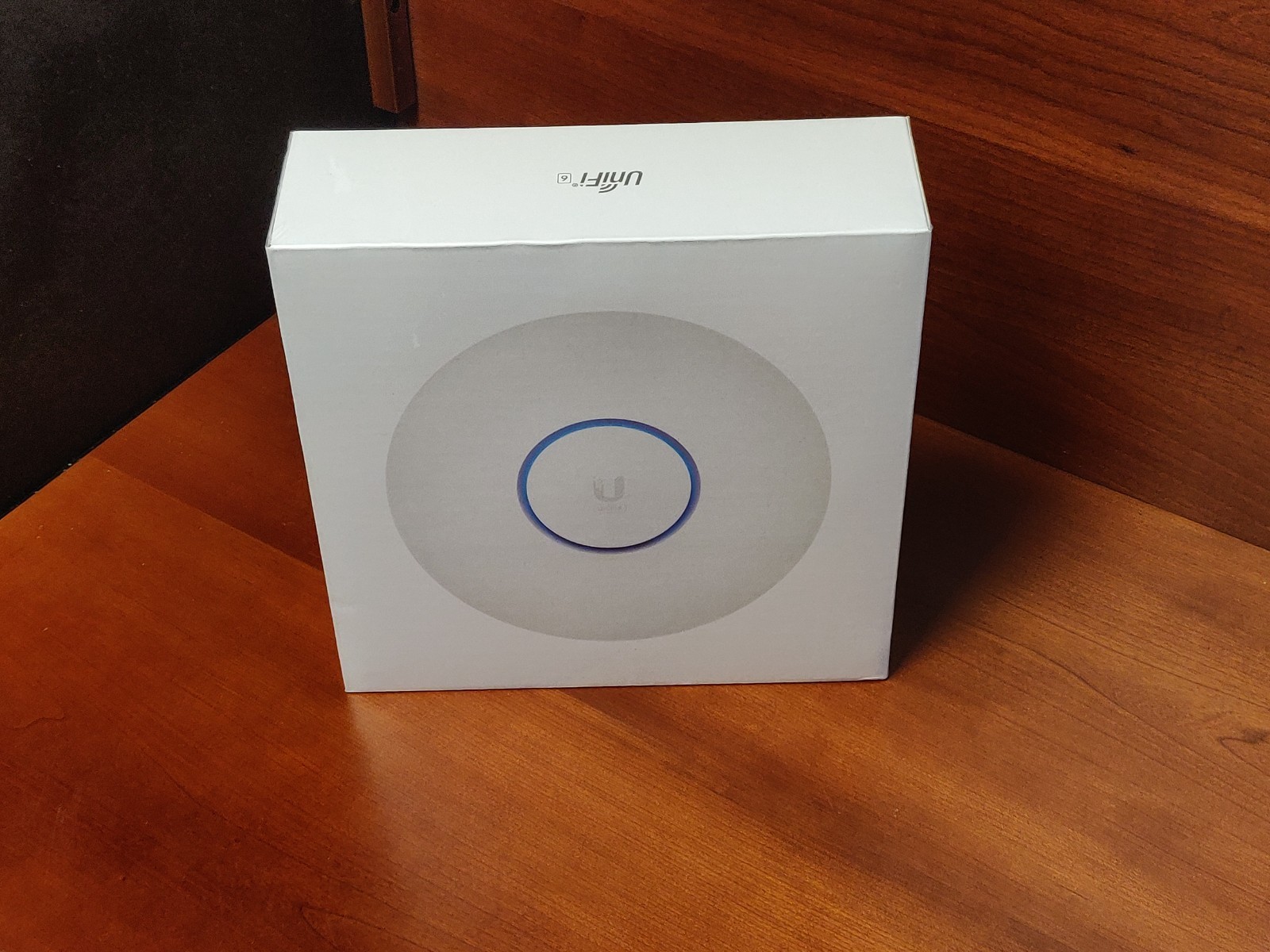 Ubiquiti Networks UniFi U6 Long-Range Access Point (U6-LR-US)  