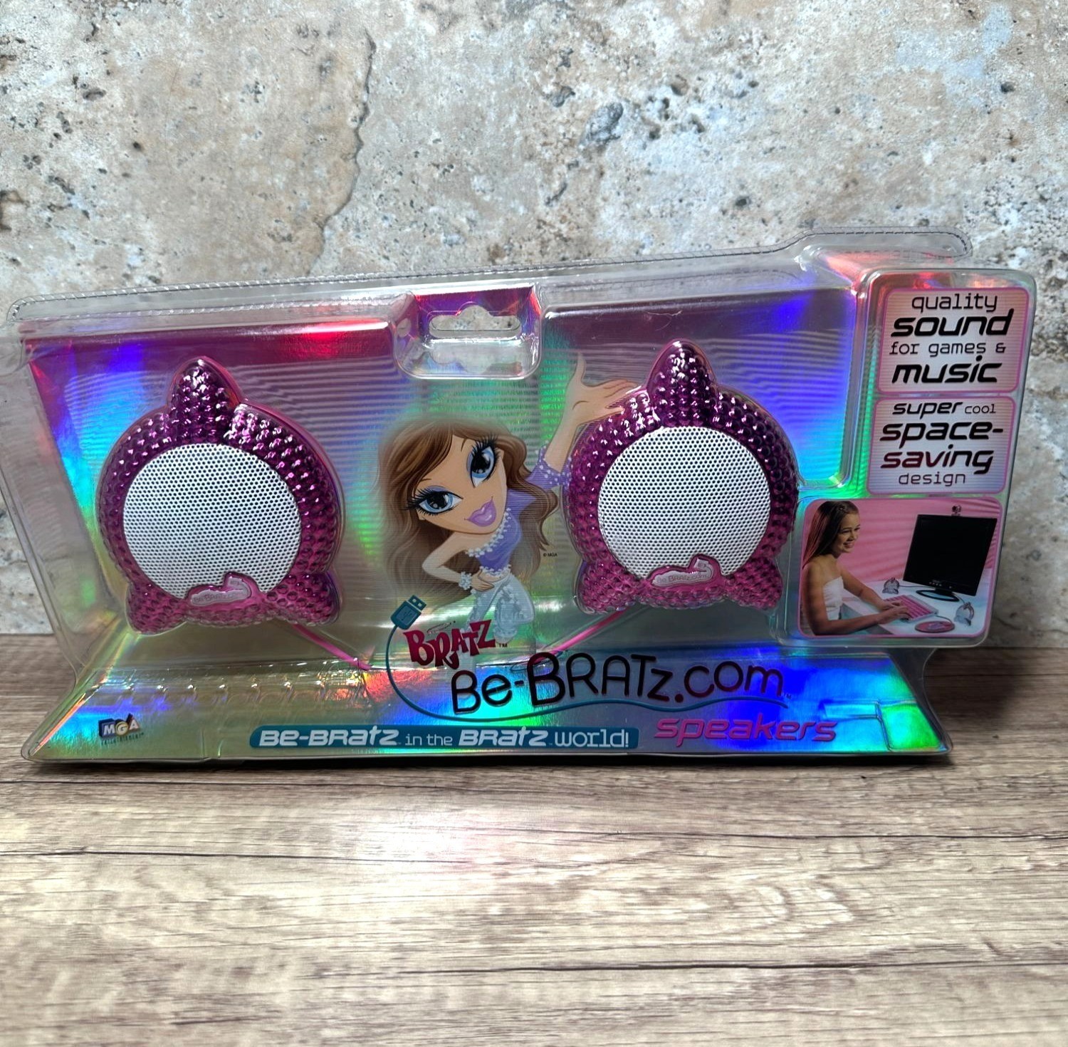 Bratz Be-Bratz.com Pink Jeweled Computer Speakers Vintage MGA 366577 New Sealed