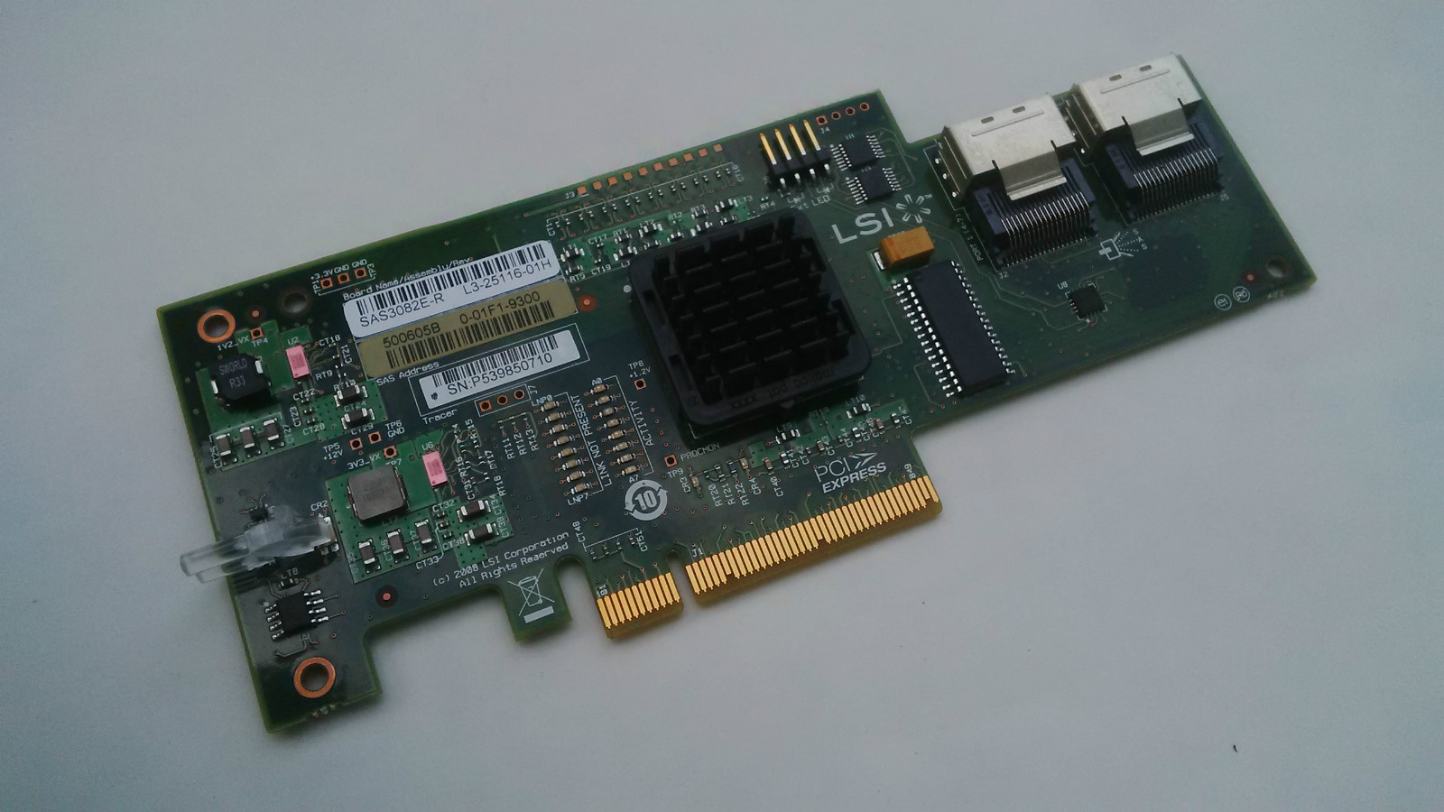 IBM ServeRAID LSI SAS3082E-R 44e8690 PCIe SAS RAID Card 8internal SATA SAS Ports
