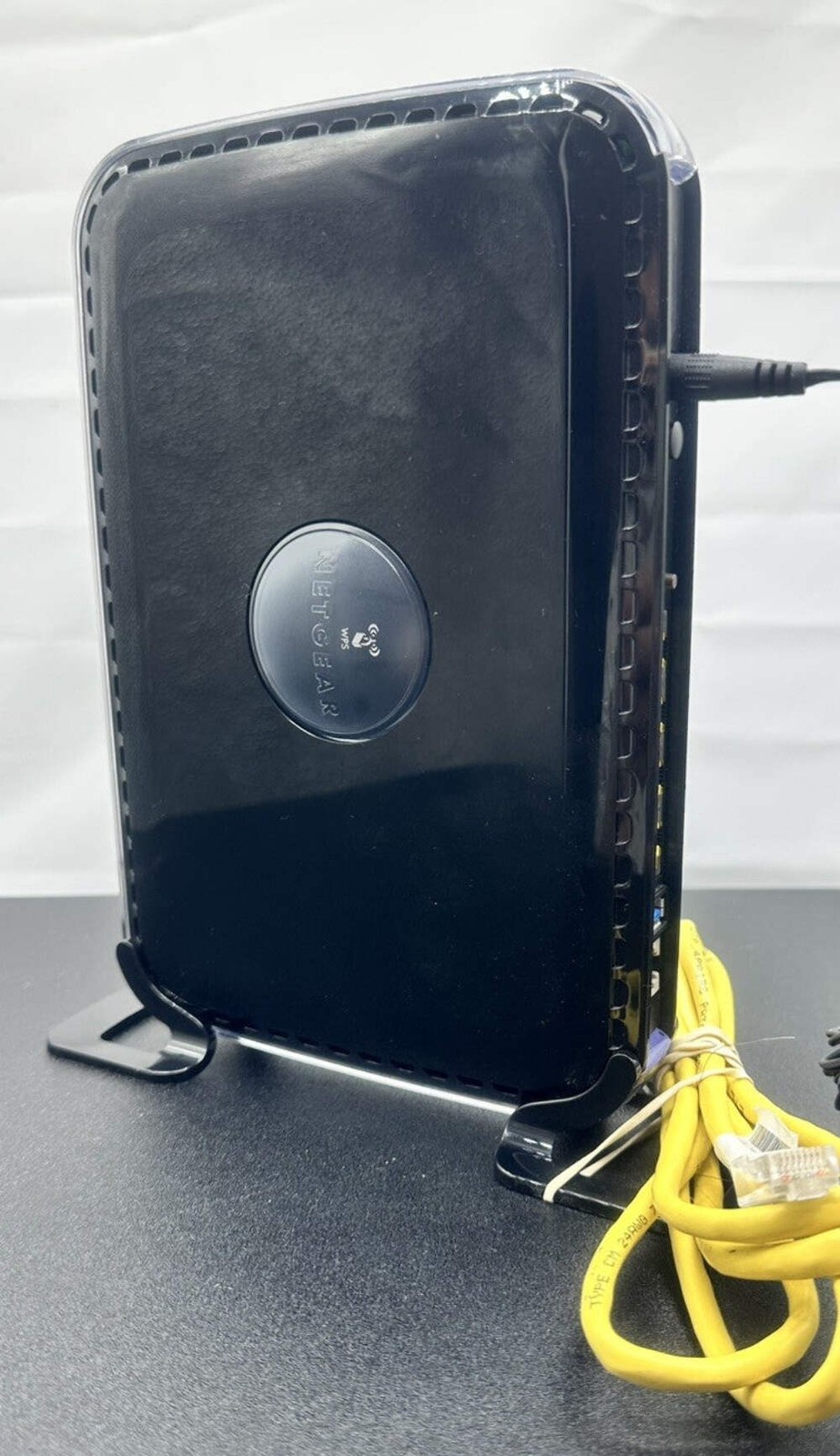 Netgear Rangemax Wireless-N DSL Gigabit Modem Router DGN3500 In Good Condition