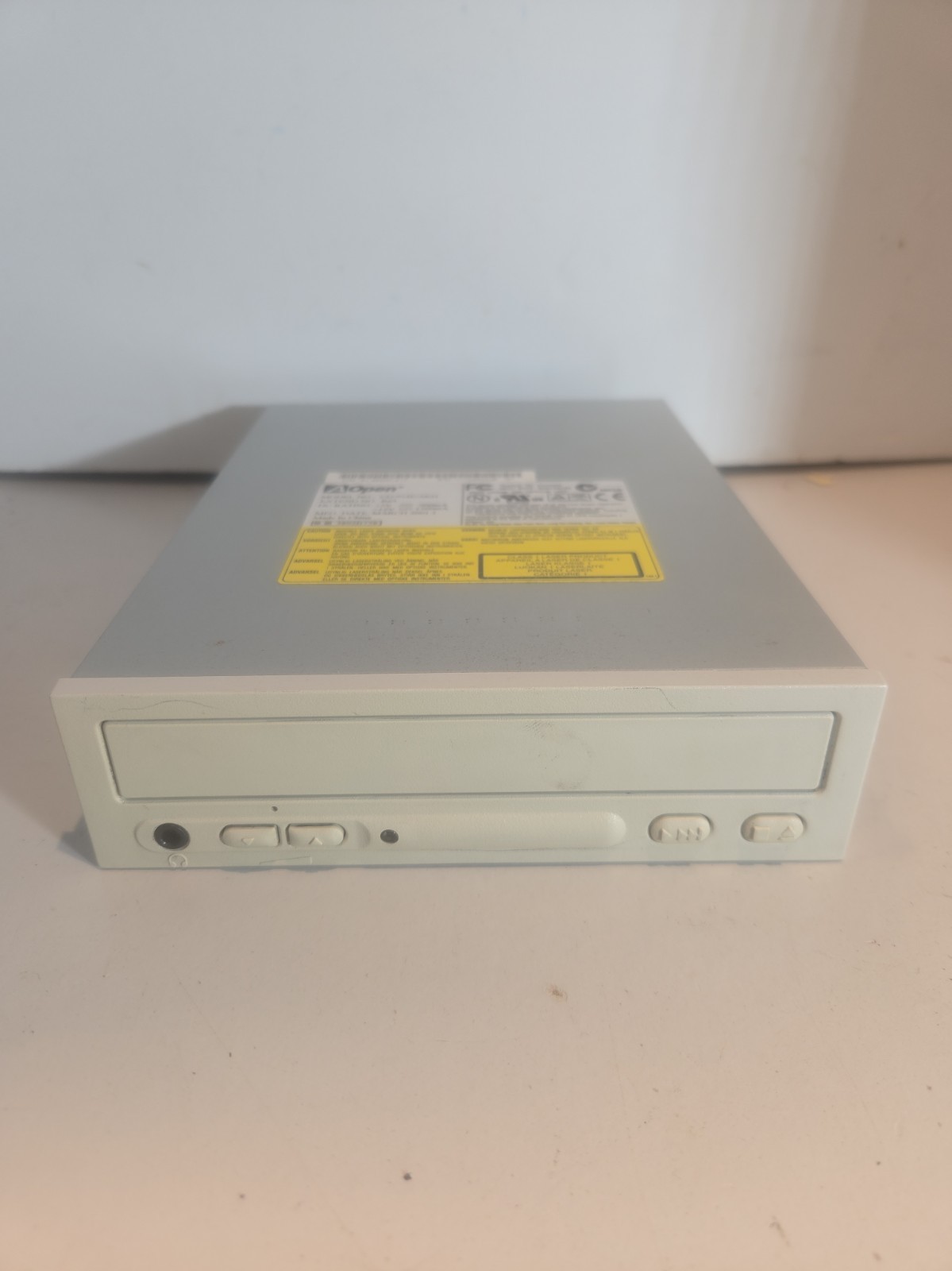 AOpen CD-952E/AKH 5.25in Beige IDE Internal Desktop CD-ROM Drive