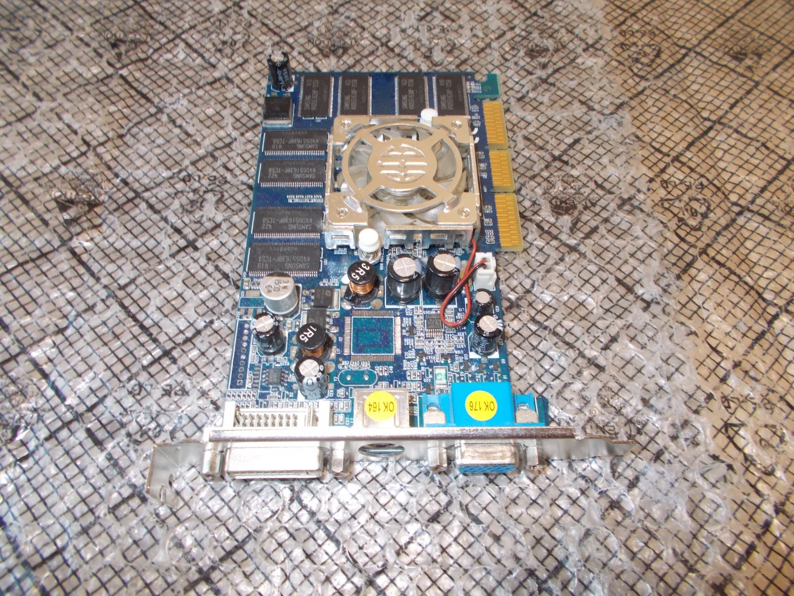 BFG Nvidia GeForce FX 5700 LE 256MB AGP Video Card BFGR57256LEOC