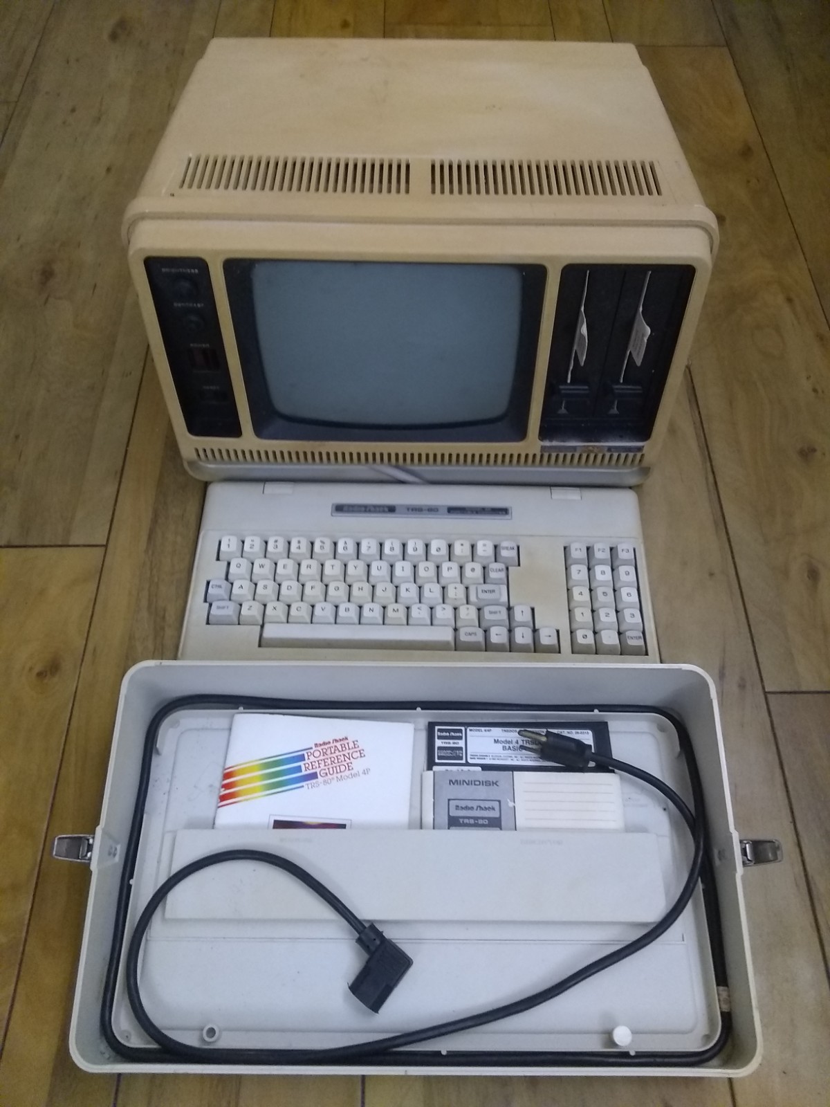 TRS-80 Model 4P, TESTED, Tandy Radio Shack (As-Is)