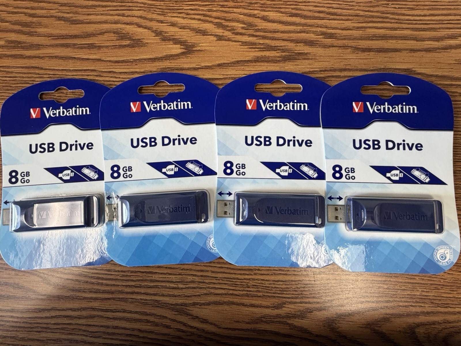 Verbatim Lot of 4 USB Drive 8GB USB Flash Drives