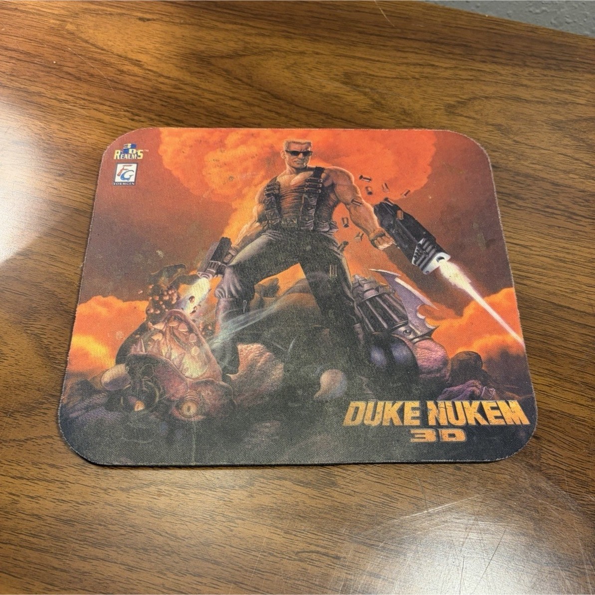 Duke Nukem 3D Pictorial Mouse Pad Video Game Merchandise, Multicolor
