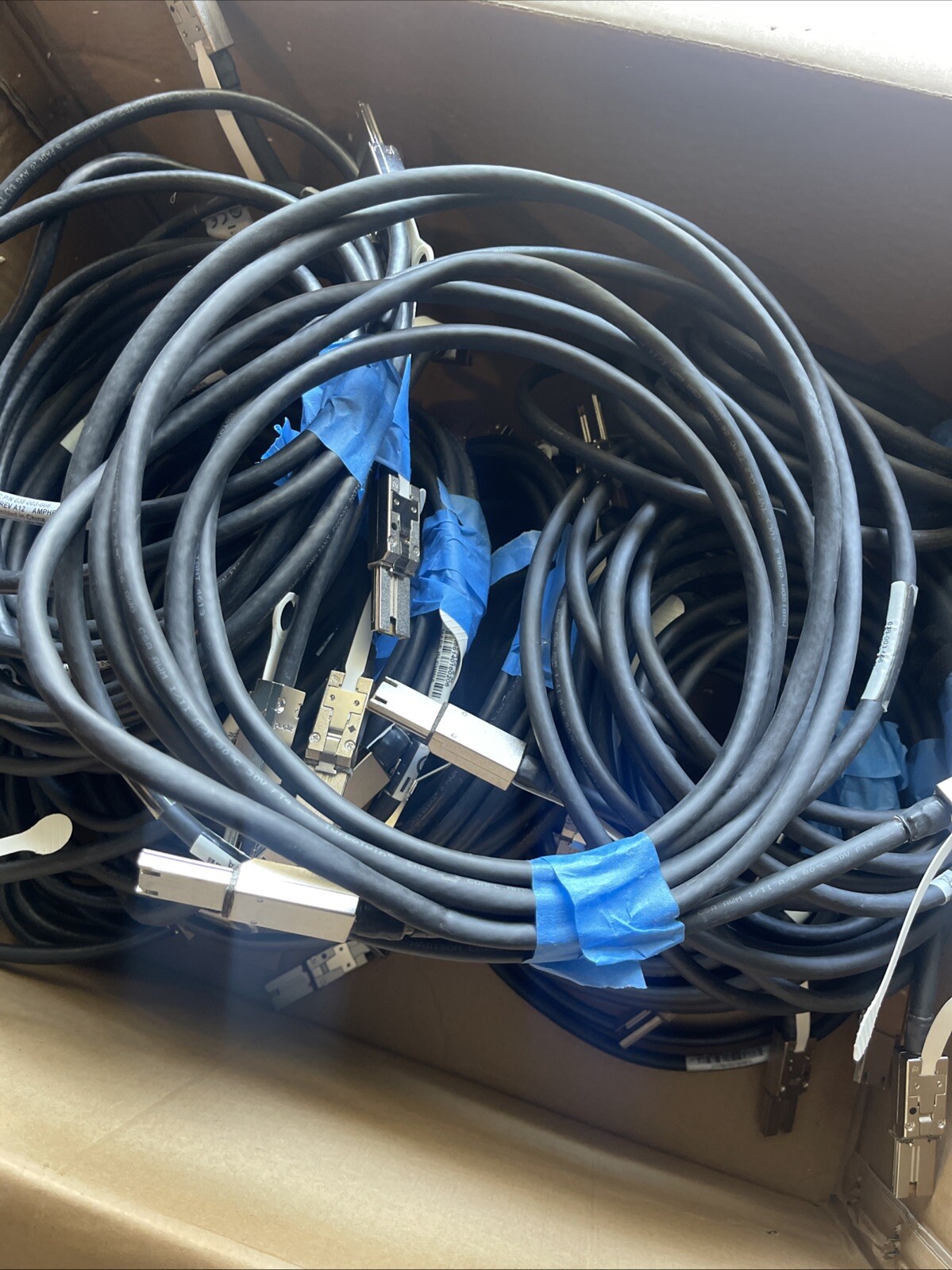 5.0M Amphenol Spectra-Strip -S Skewclear EXD-28 8 Pair 26 AWG