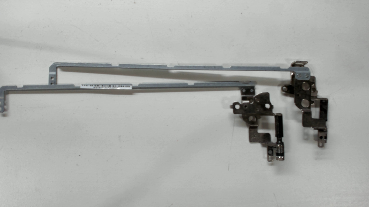 DISPLAY HINGES WITH COVERS