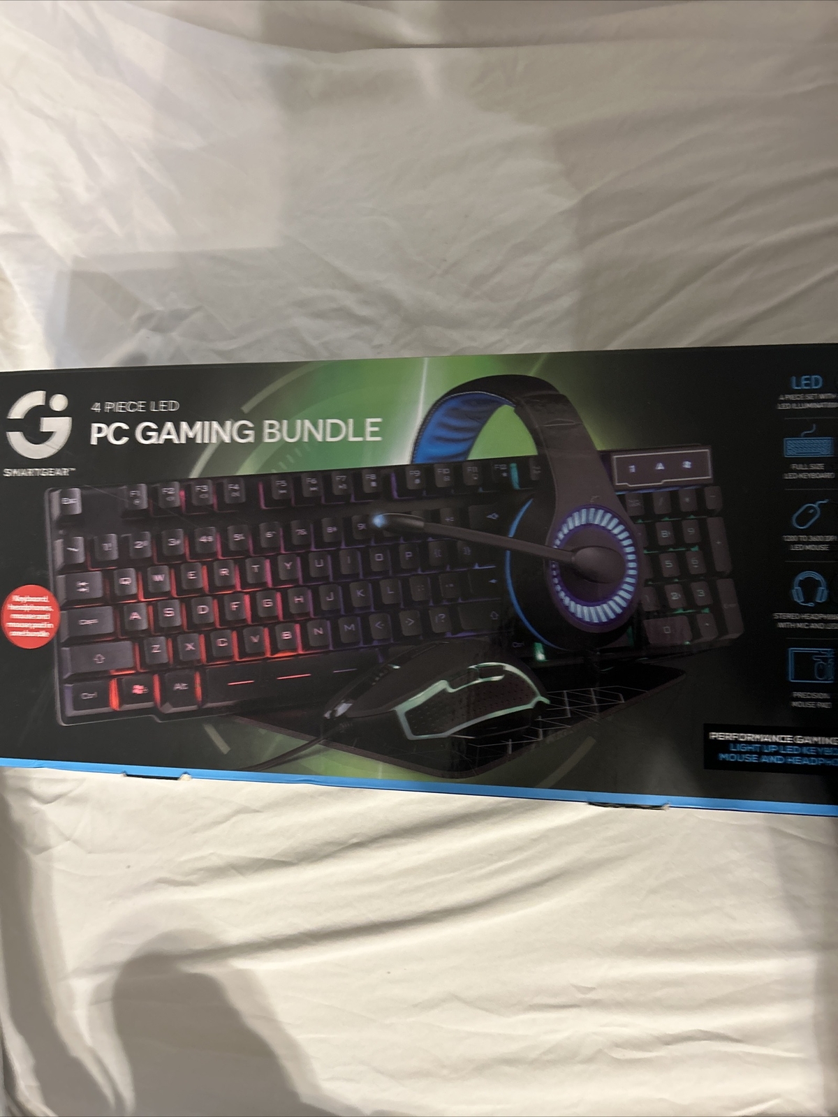 Smartgear 4 Piece LED PC Gaming Bundle - Keyboard, Headphones, Mouse & Pad