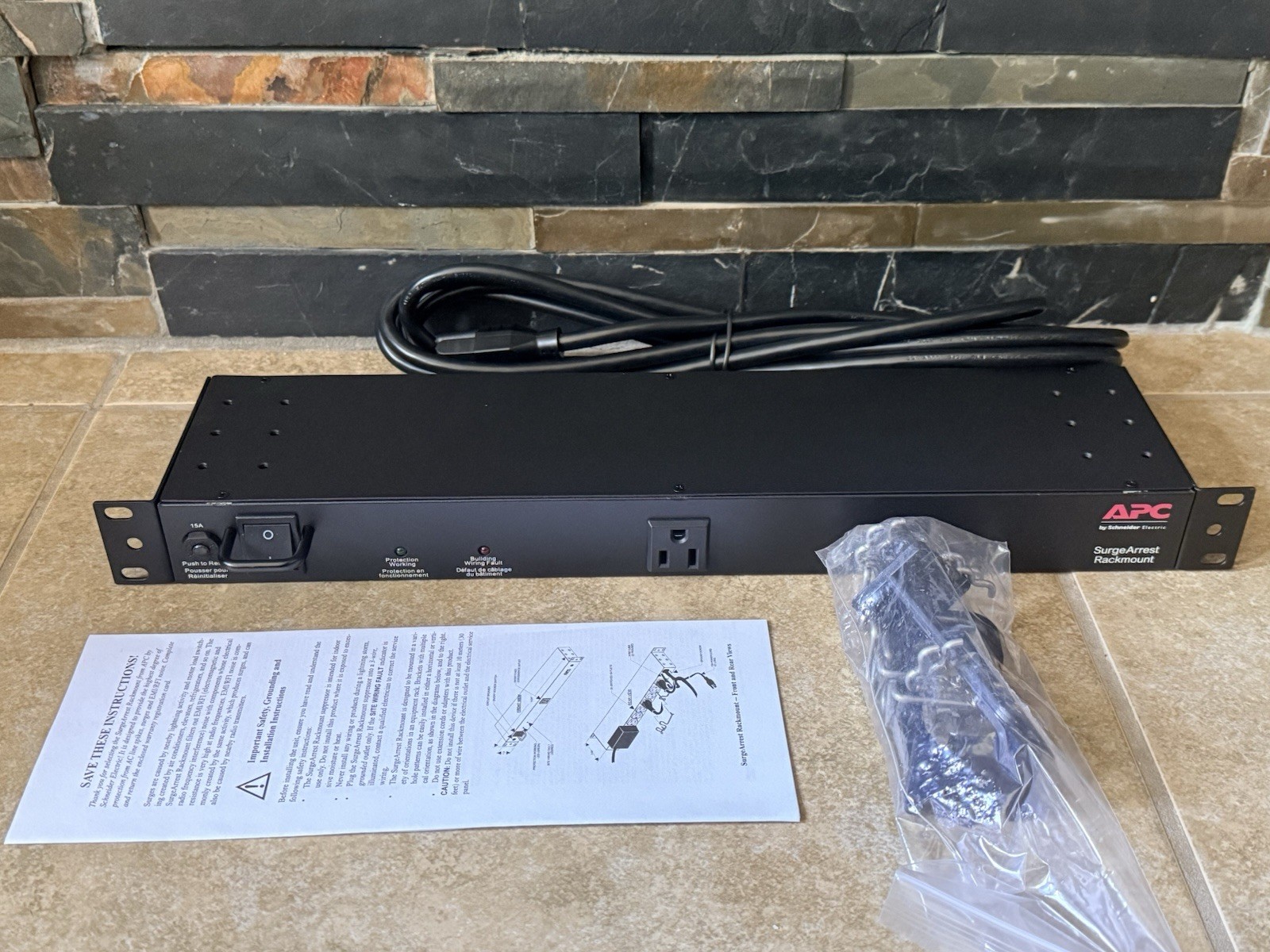 APC NET9RMBLK SurgeArrest 9-Outlet Rack Mount Surge Protector 120V 15A