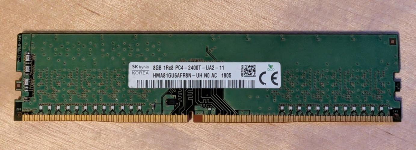 SK hynix HMA81GU6AFR8N‑UH 8GB DDR4‑2400MHz UDIMM PC4‑19200 Desktop RAM