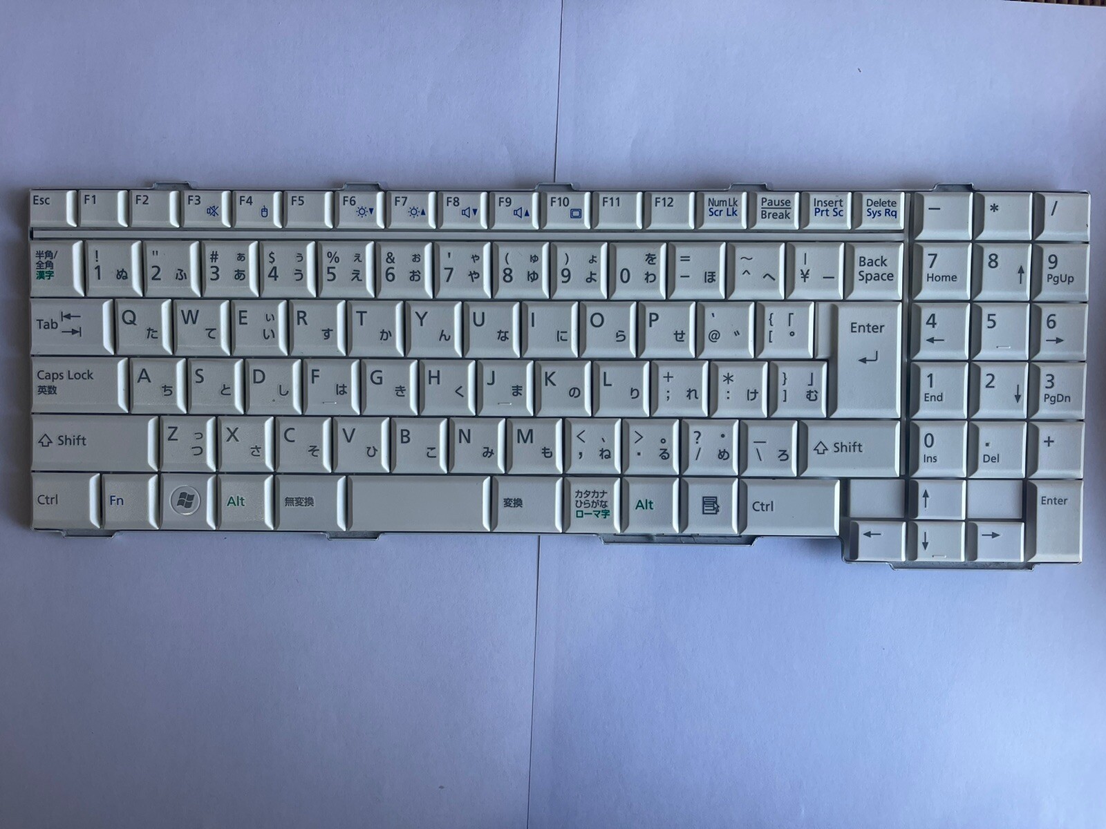 Lifebook Ah520/2b  Keyboard CP424732-01 Model Mp-08F90J0-D851 Japanese 