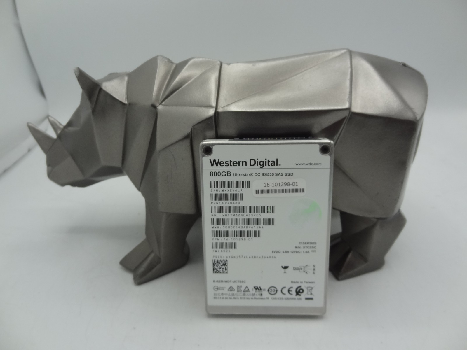 16-101298-01 CISCO 800GB 2.5IN SAS SSD (12G, WD WUSTM3280ASS205)
