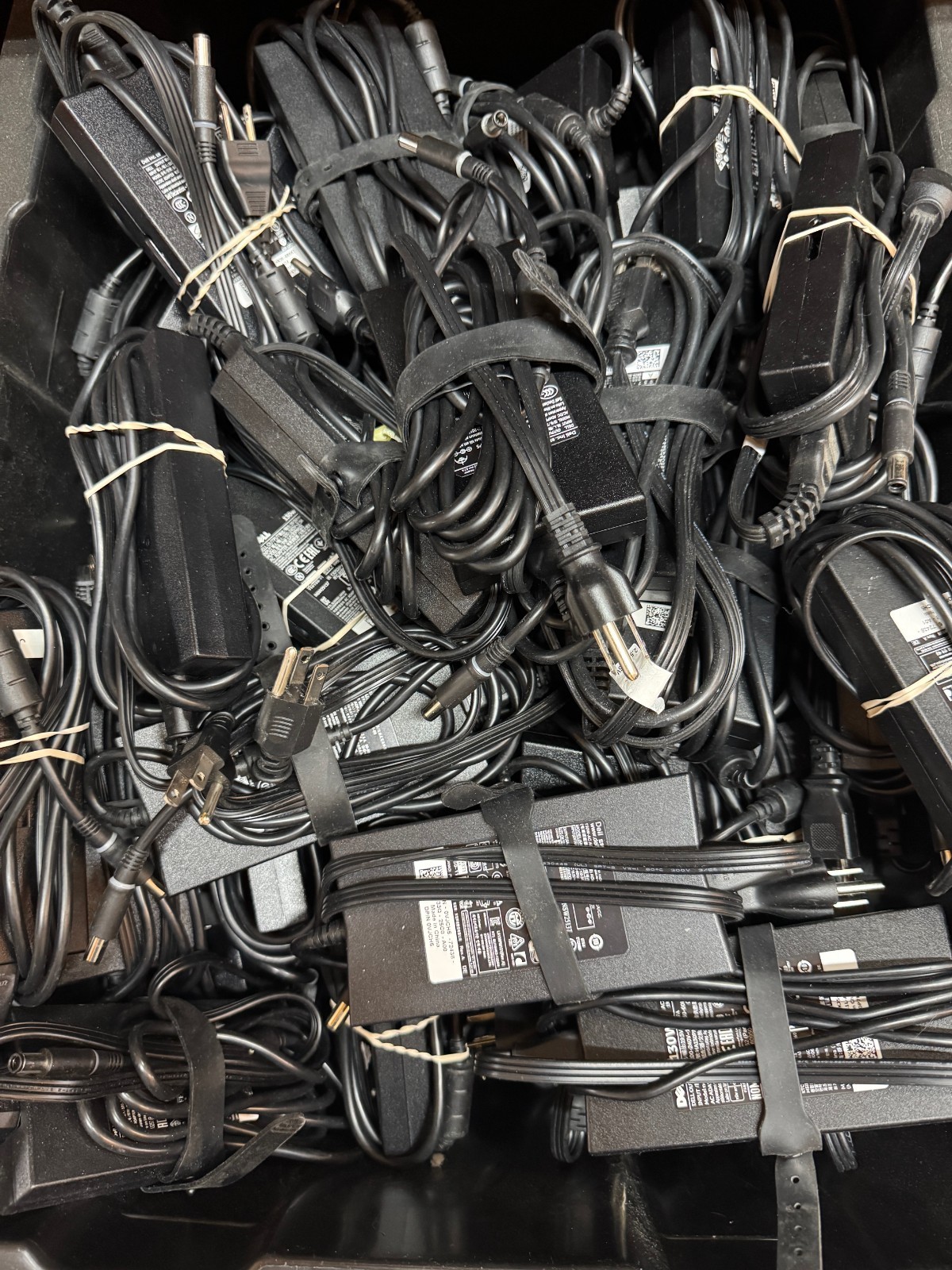 Lot of 25 - Dell Genuine 130W OEM AC Adapter - 6.7A 19.5V -LA130PM121
